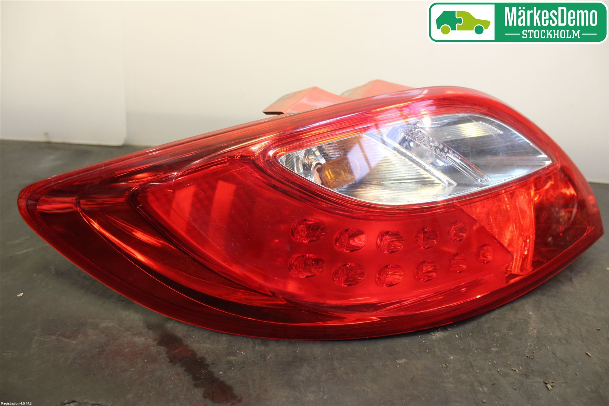 Mazda 2 (DE) 08-15 Baklykt Venstre