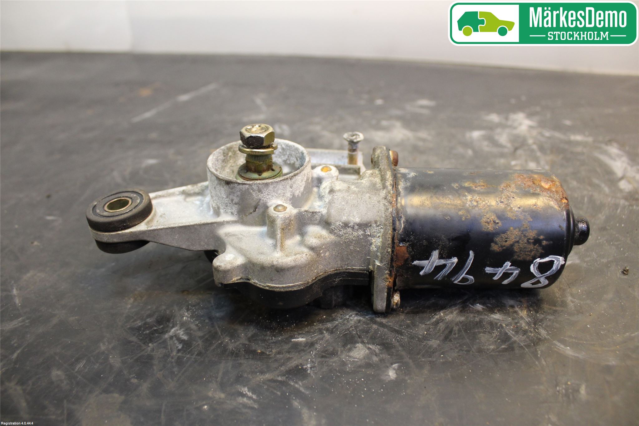 Nissan MICRA 03-07 Viskermotor Frontrute