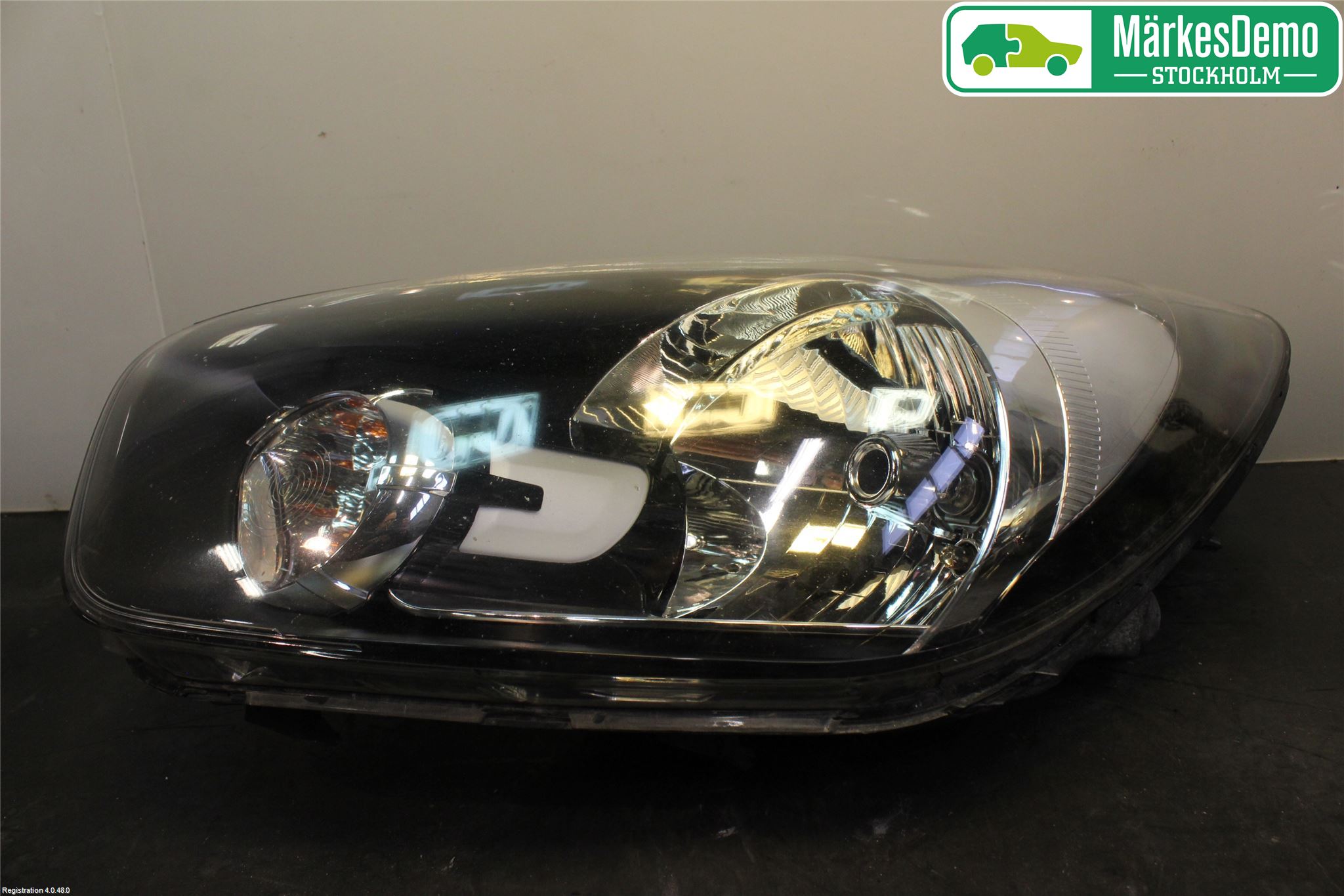 Kia PICANTO 12-17 Frontlykt Venstre