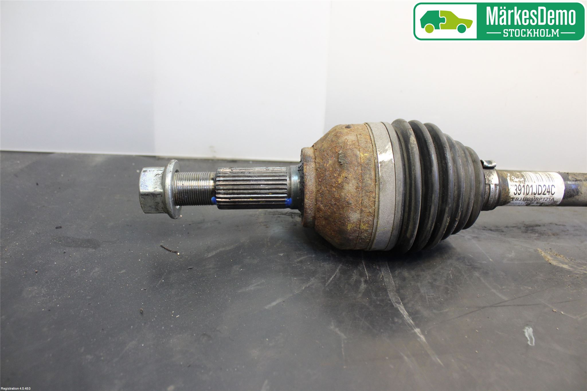 Nissan QASHQAI+2  10-14 Drivaksel Foran Kompl Venstre