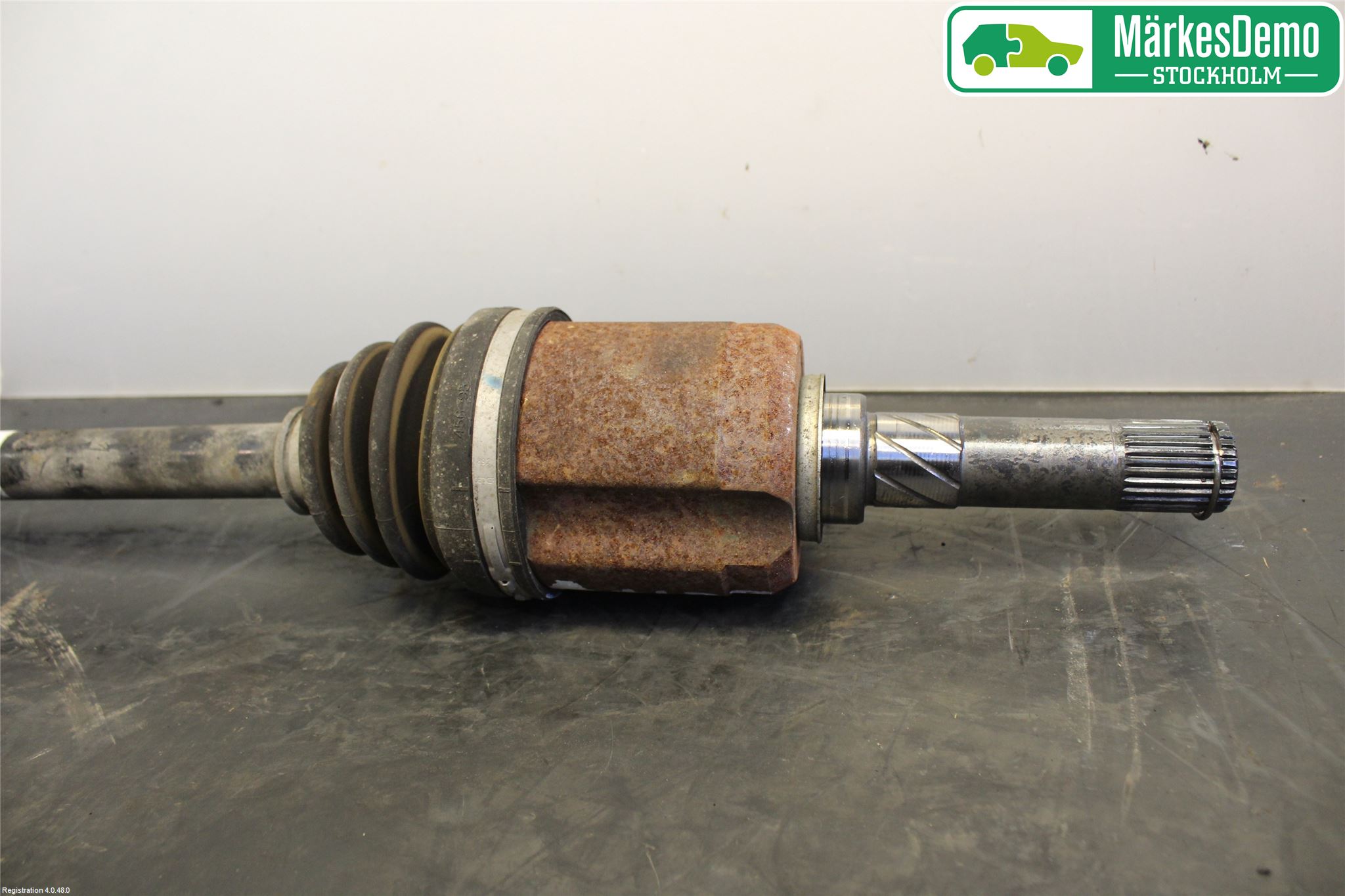 Nissan QASHQAI+2  10-14 Drivaksel Foran Kompl Venstre