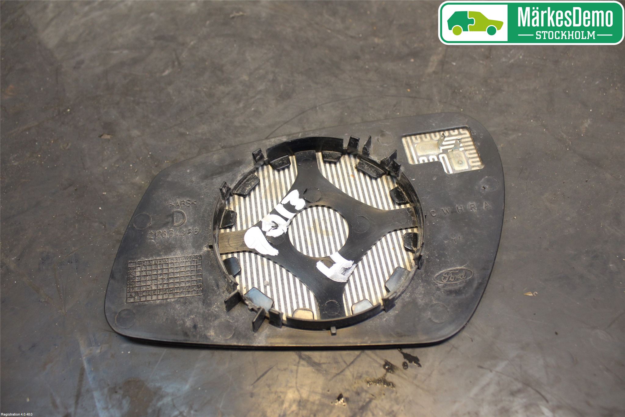 Ford FOCUS     04-07 Speil Glass H
