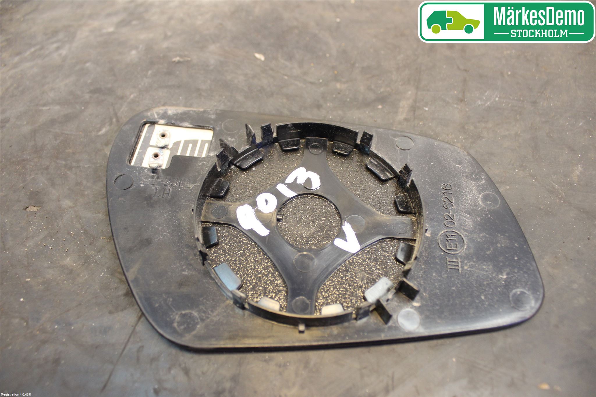 Ford FOCUS     04-07 Speil Glass V