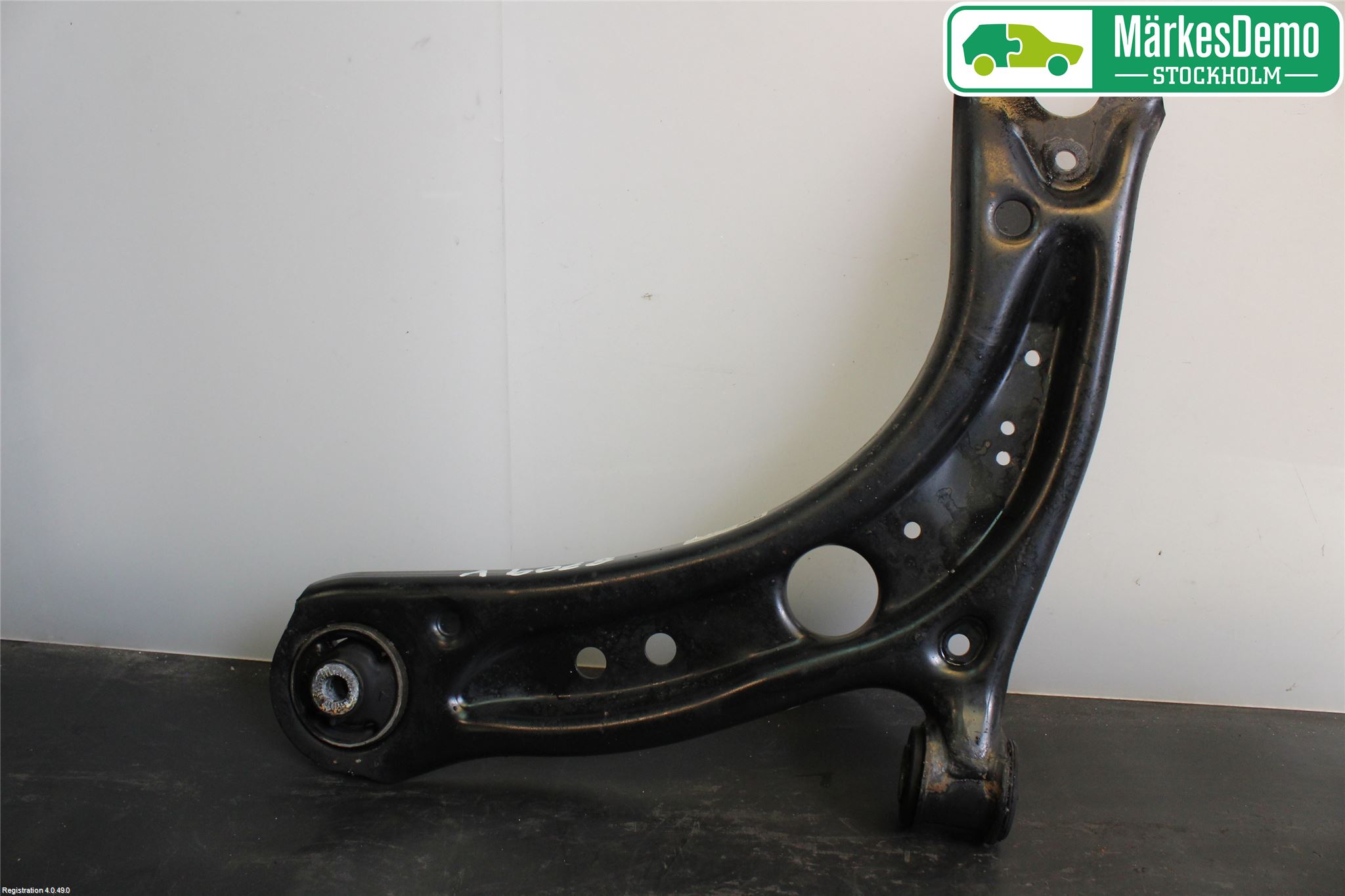 Volkswagen VW GOLF / E-GOLF VII 13-20 Bærearm Foran Venstre Nedre