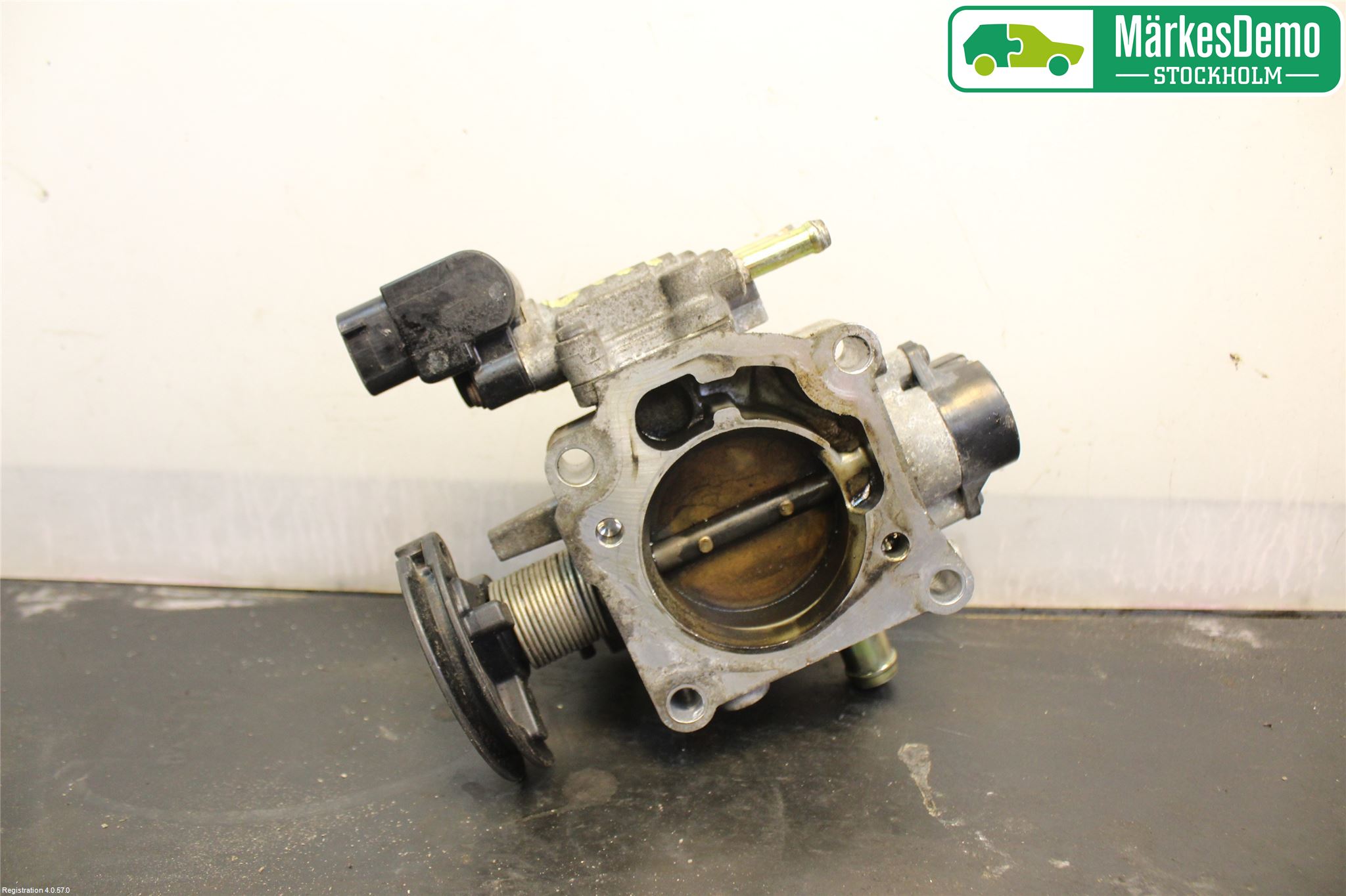 Toyota COROLLA VERSO 02-04 Inns Spjeldhus
