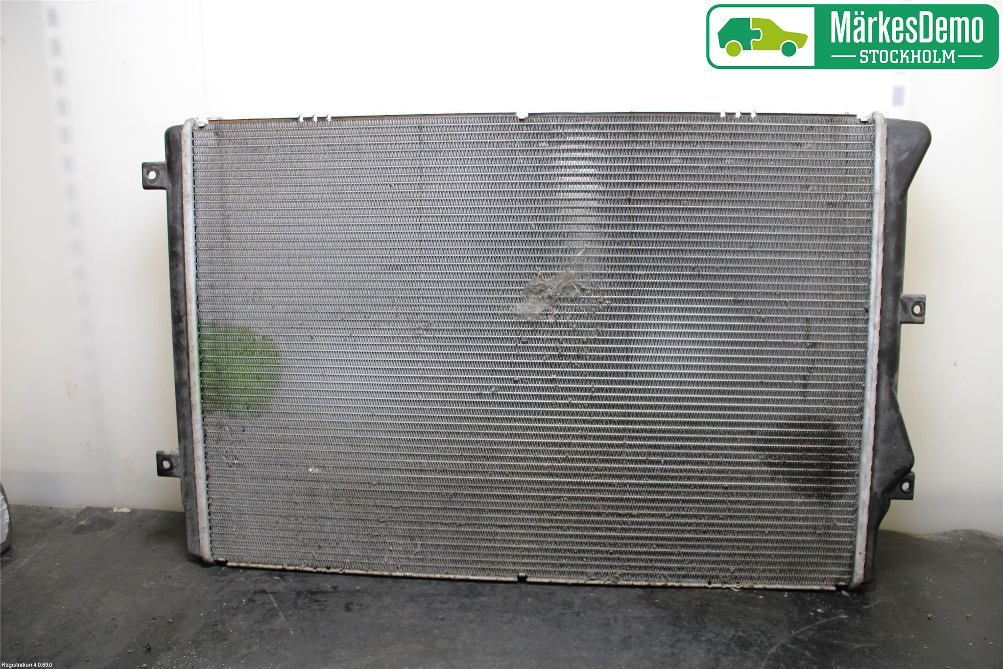 Volkswagen VW PASSAT 05-11 Radiator Automat