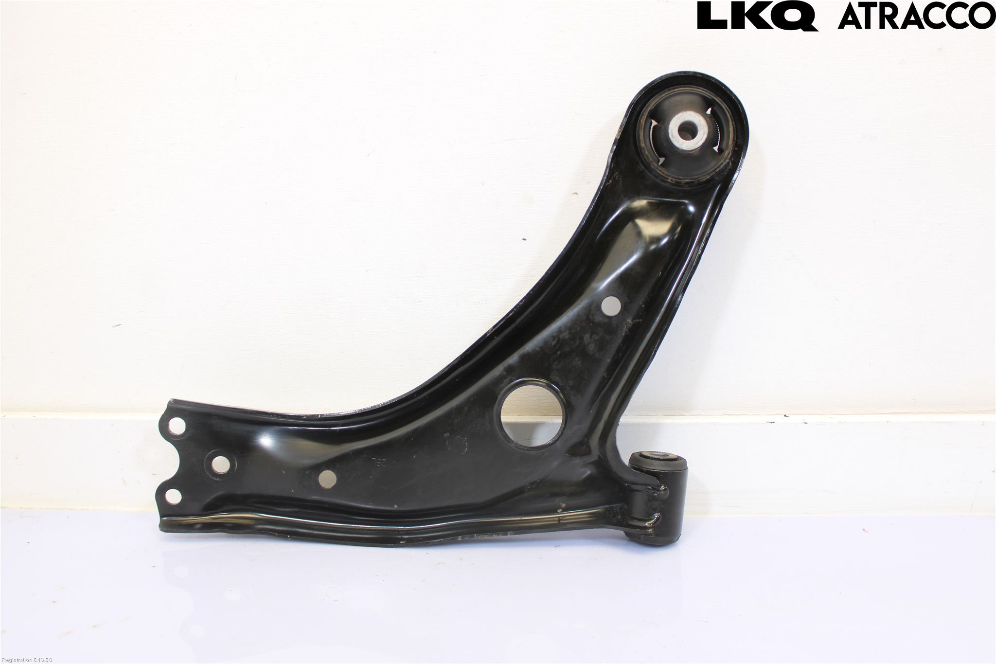 Toyota YARIS XP21 20- Bærearm Foran Venstre Nedre