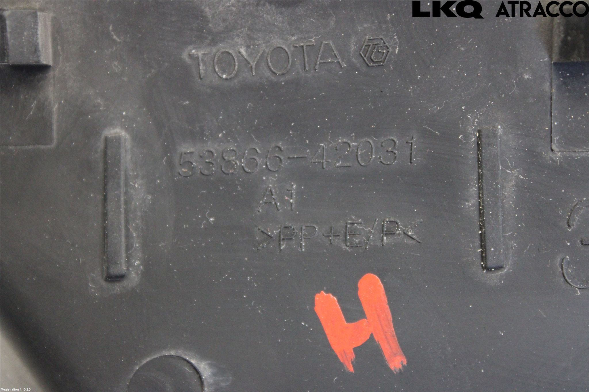 Toyota RAV4 19- Visker Deksel-Grill-Under Frr