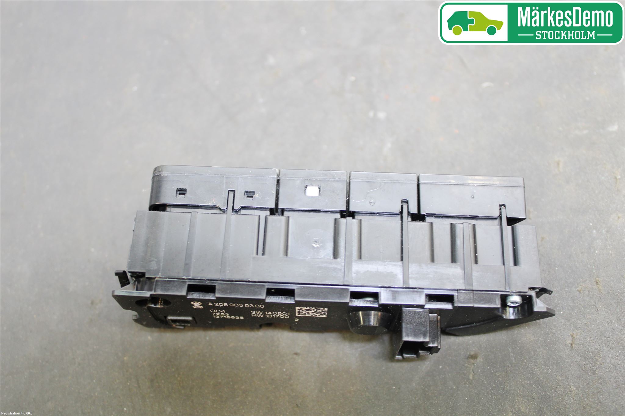 Mercedes-Benz MB C-KLASS (W205) 14-21 Bryter Multifunksjon