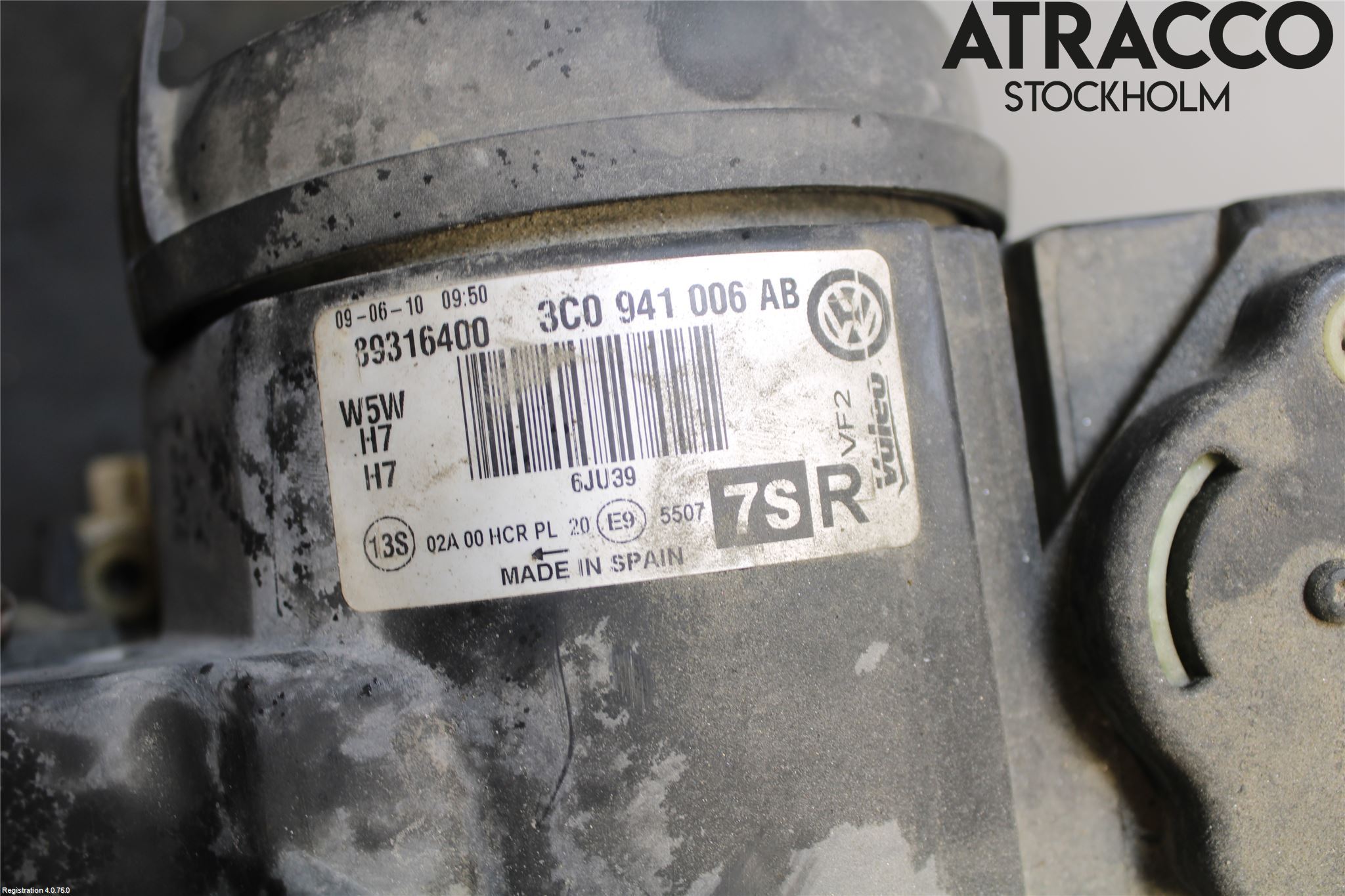 Volkswagen VW PASSAT 05-11 Frontlykt Høyre