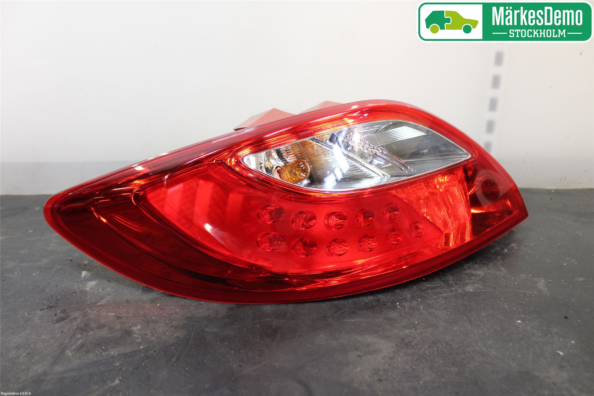 Mazda 2 (DE) 08-15 Baklykt Venstre
