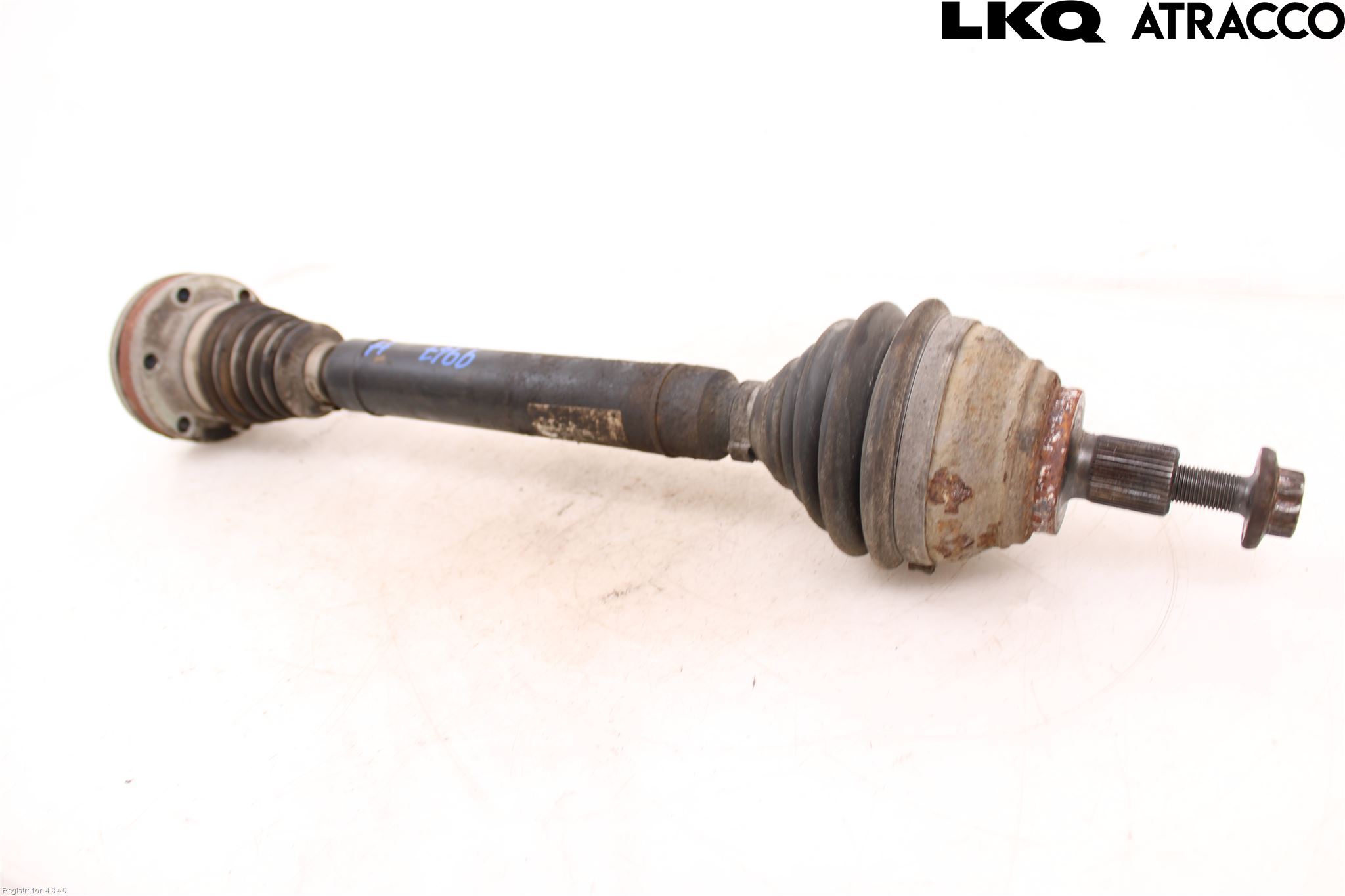 Volkswagen VW PASSAT 11-14 Drivaksel Foran Kompl Høyre