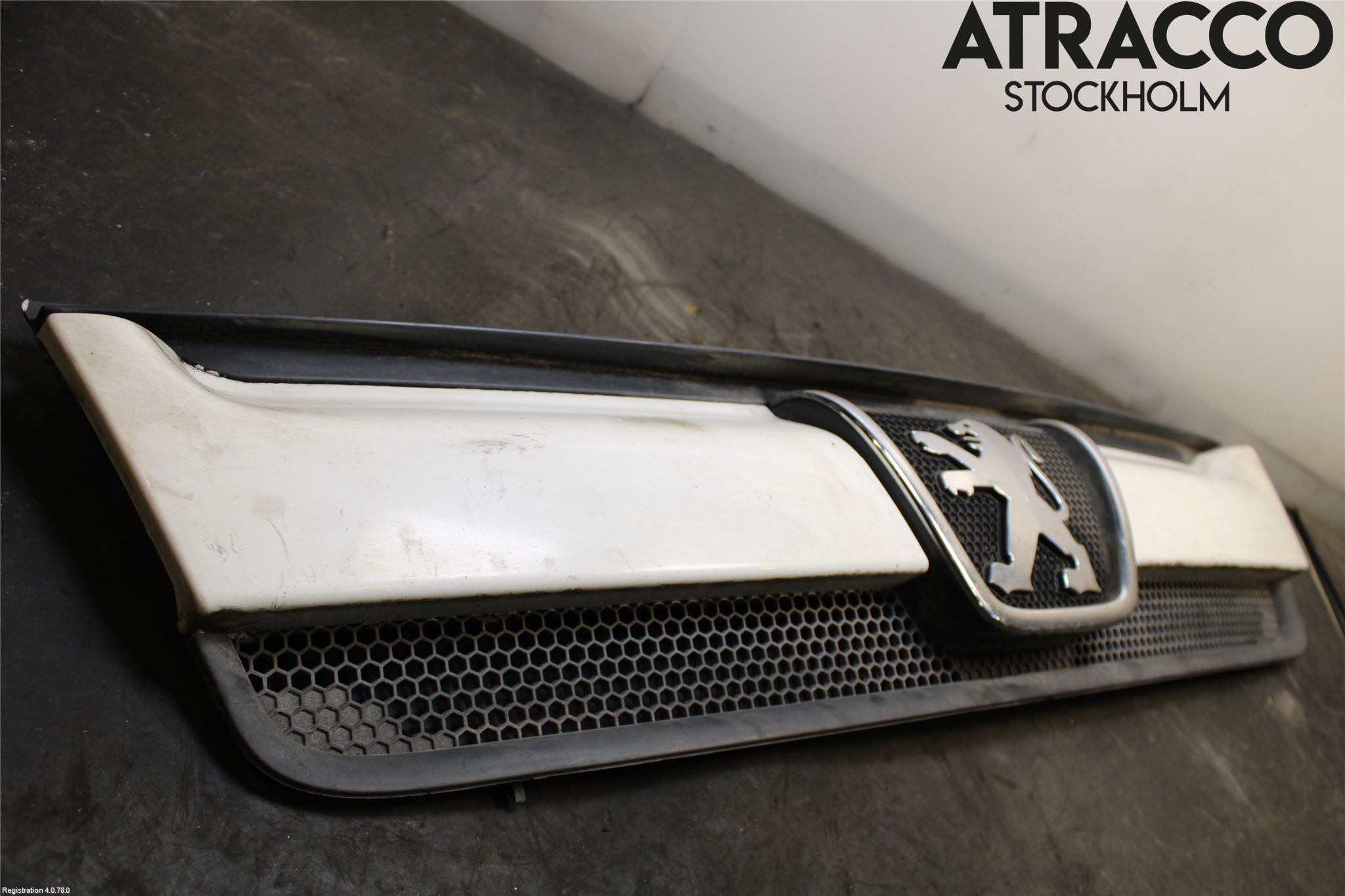 Peugeot BOXER      02- Grill Komplett