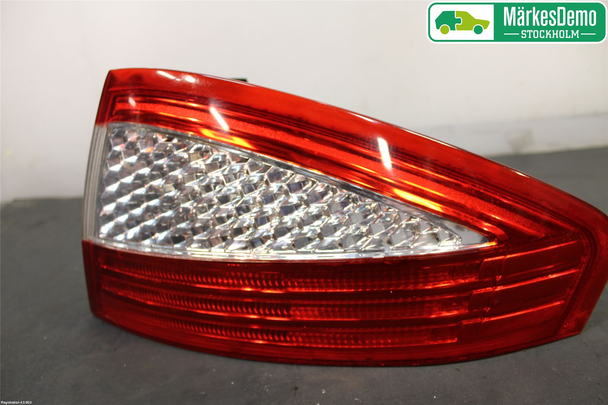 Ford MONDEO 07-15 Baklykt Høyre