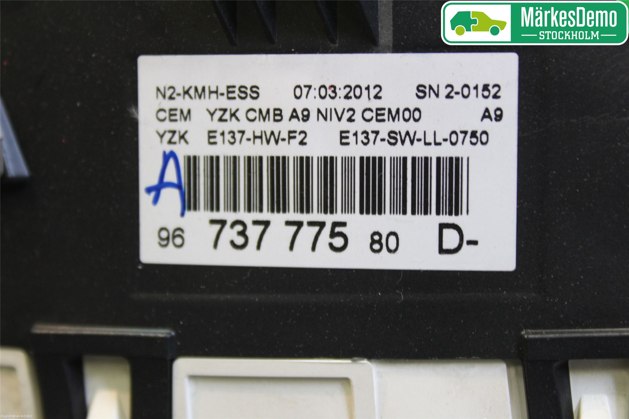 Peugeot 208 12-15 Instr Kombinert