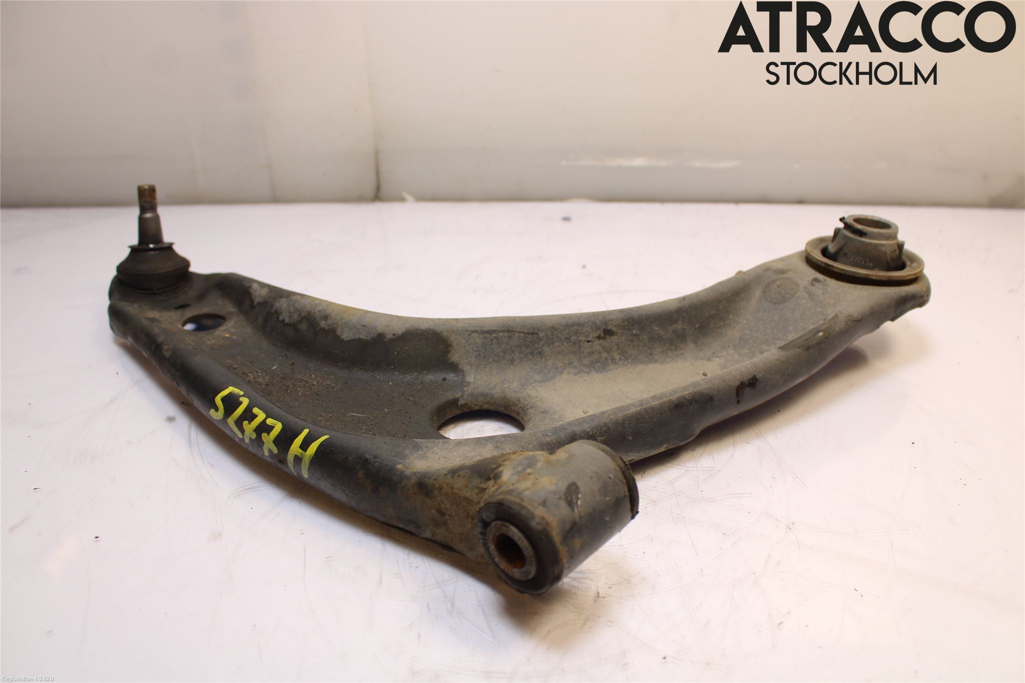 Toyota YARIS XP130 15-20 Bærearm Foran Høyre Nedre