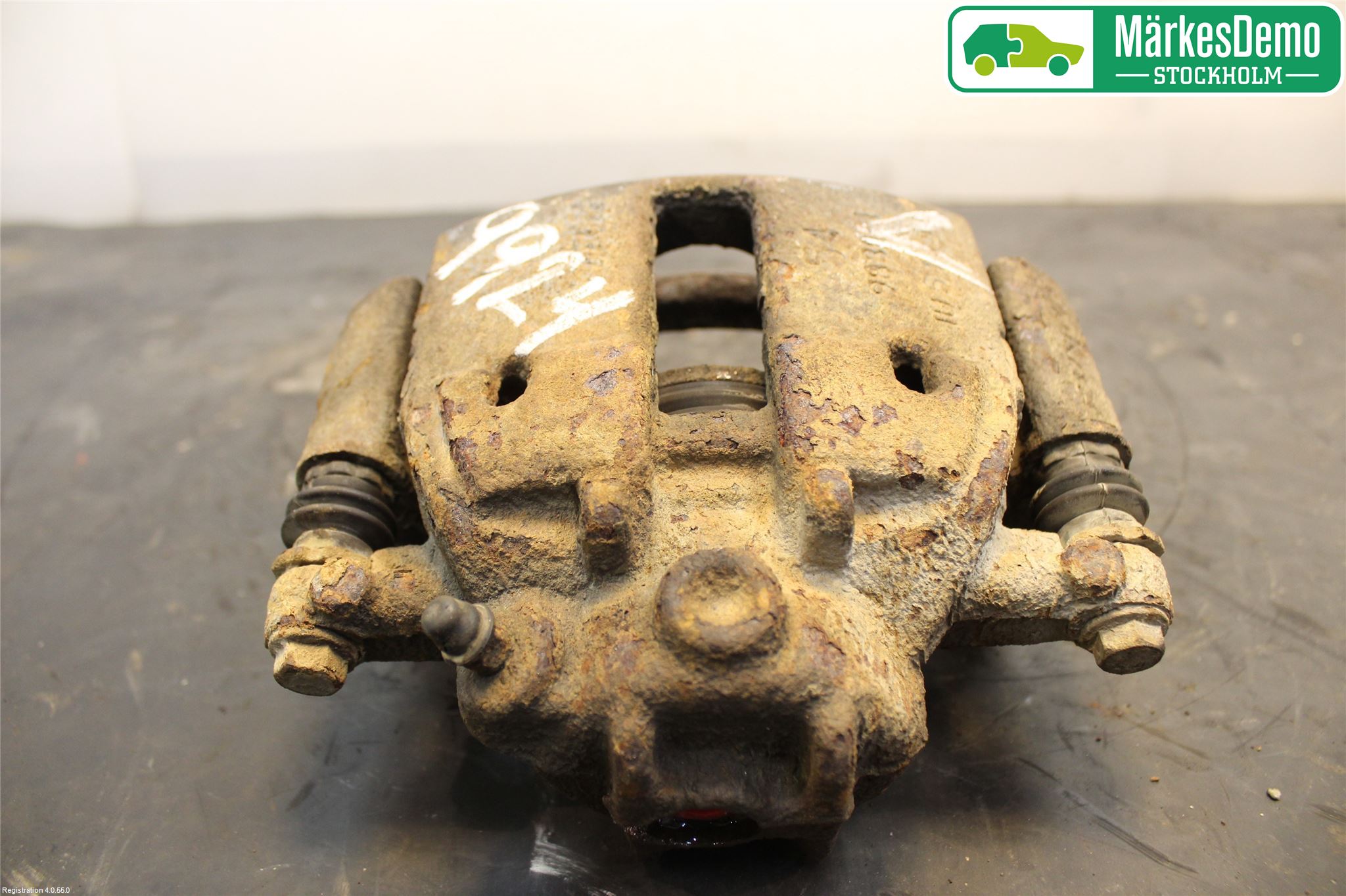 Mitsubishi COLT 09-13 Bremsecaliper Foran Venstre