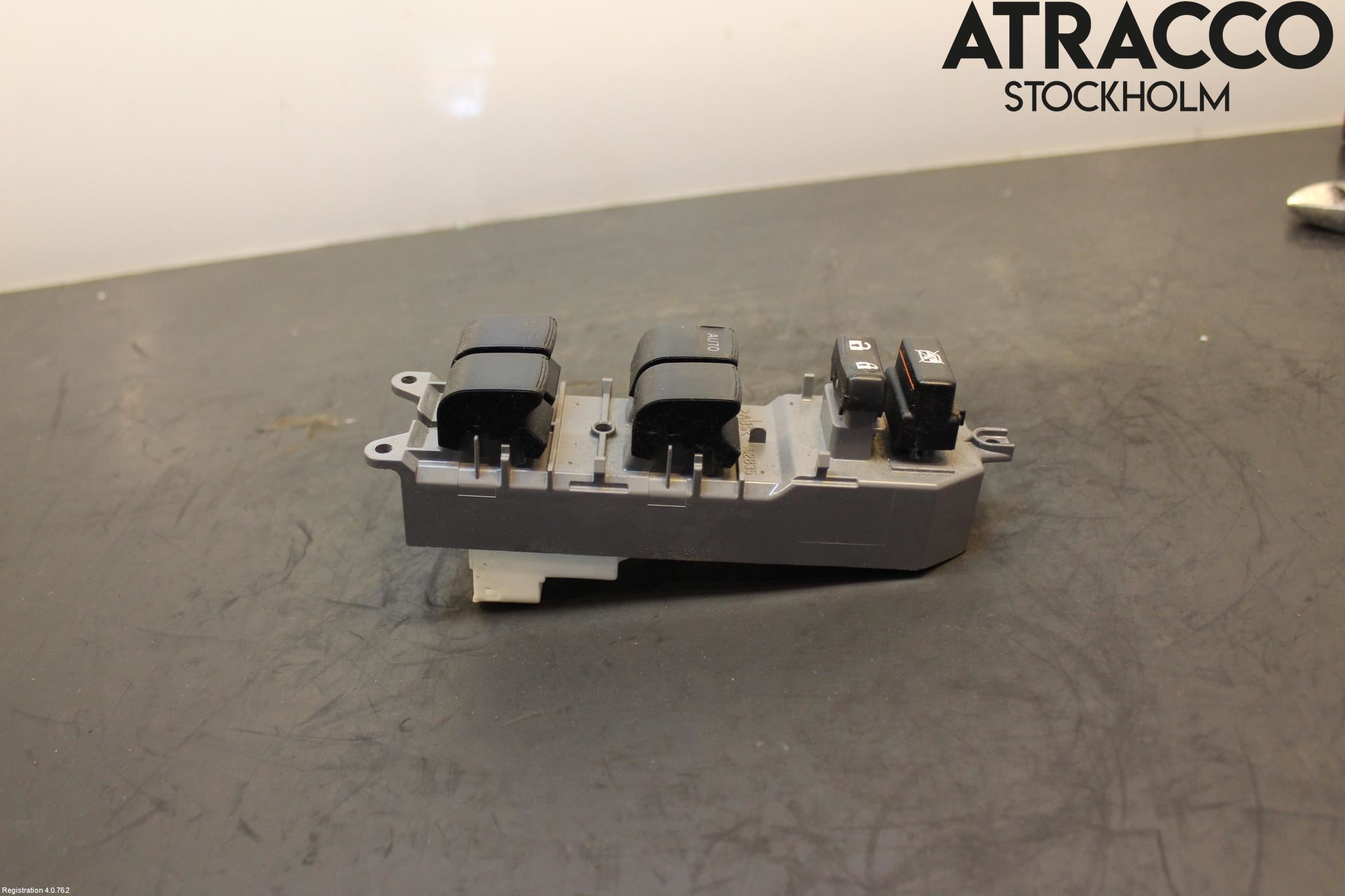 Toyota AURIS 13-19 Bryter Vindusheis