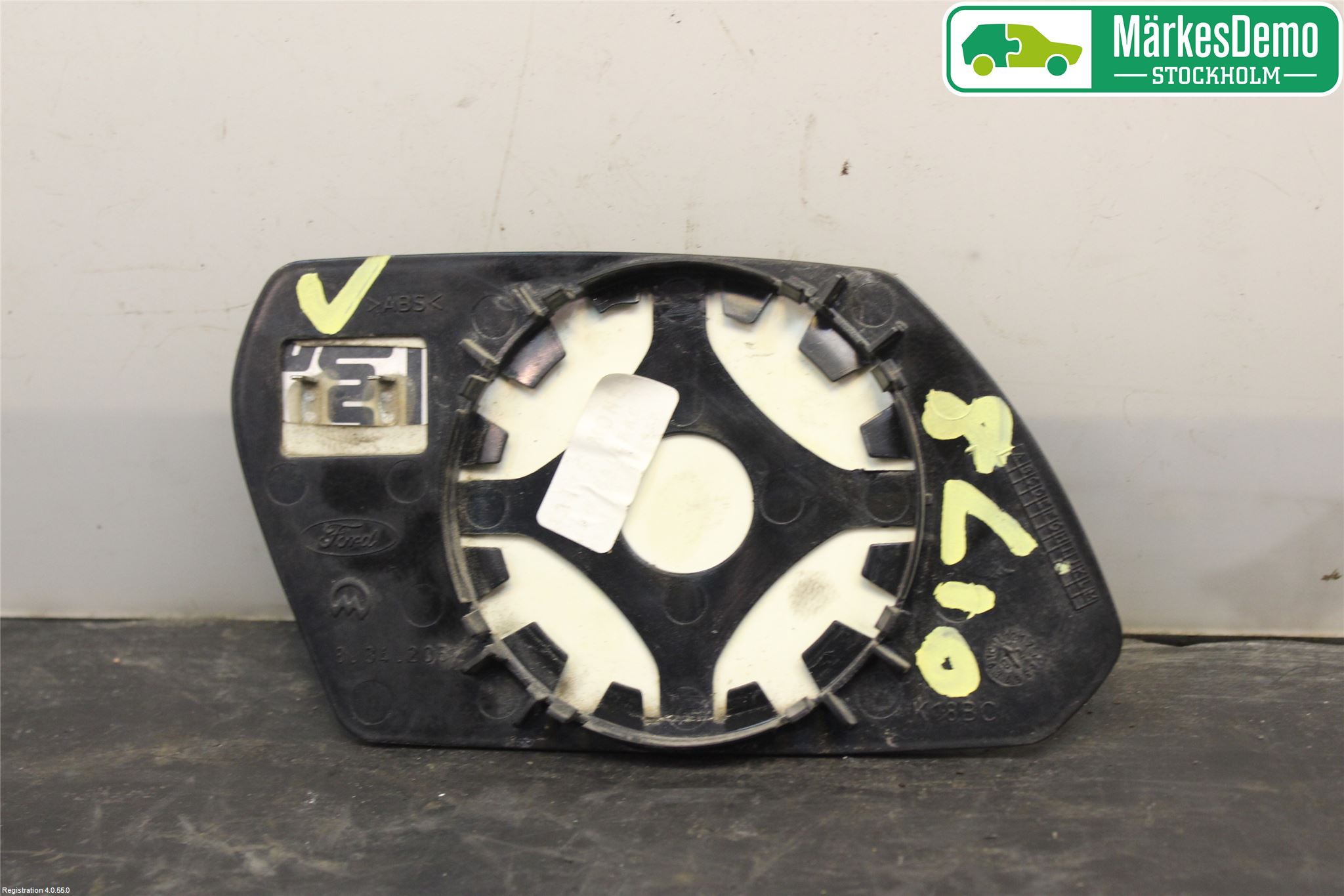Ford MONDEO     01-06 Speil Glass V