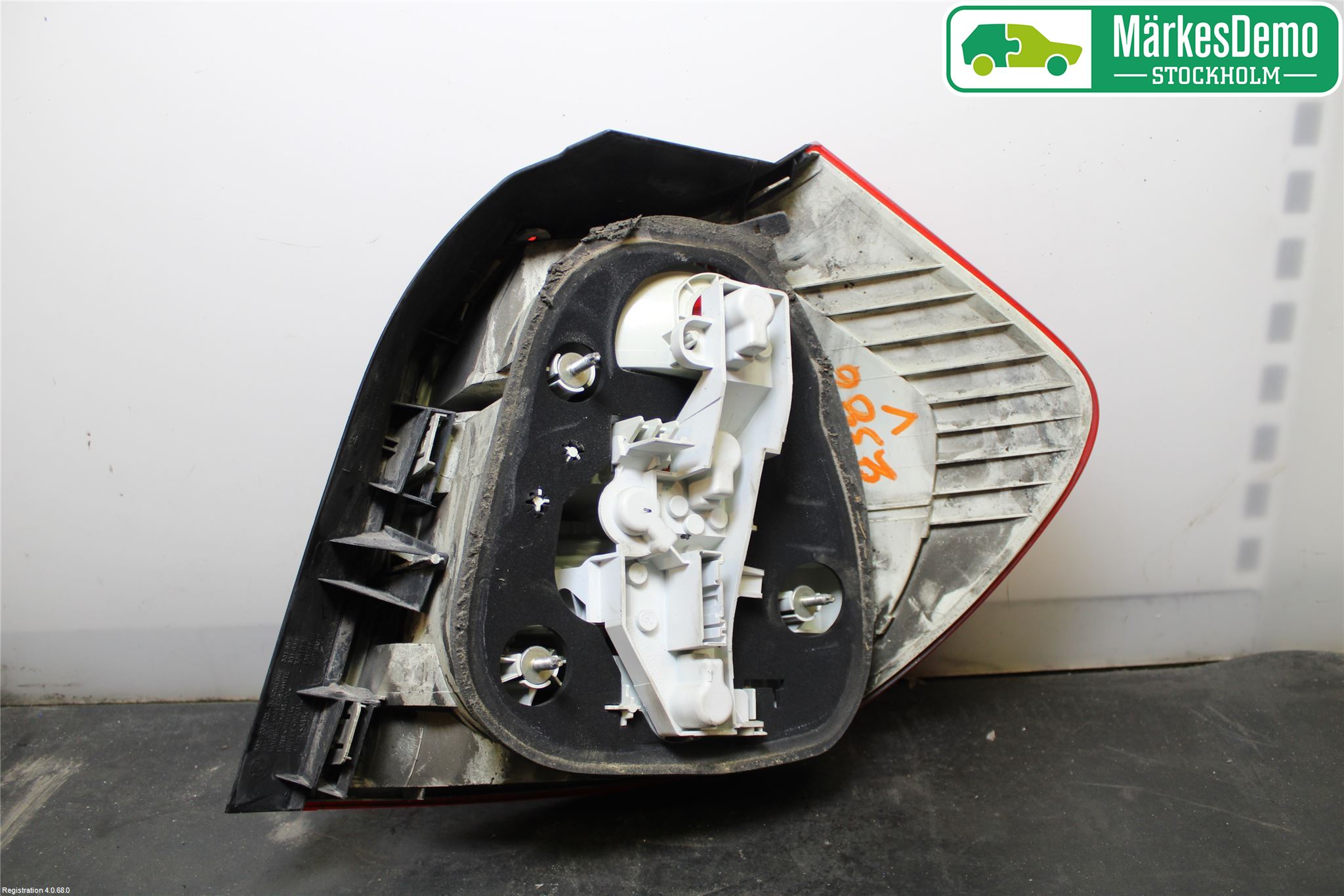 BMW 1 E87/81 5D/3D 03-11 Baklykt Venstre