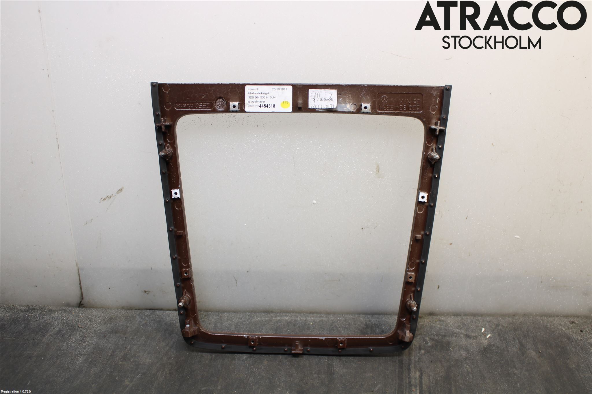 Volkswagen VW PHAETON Instrumentkonsoll Gulv