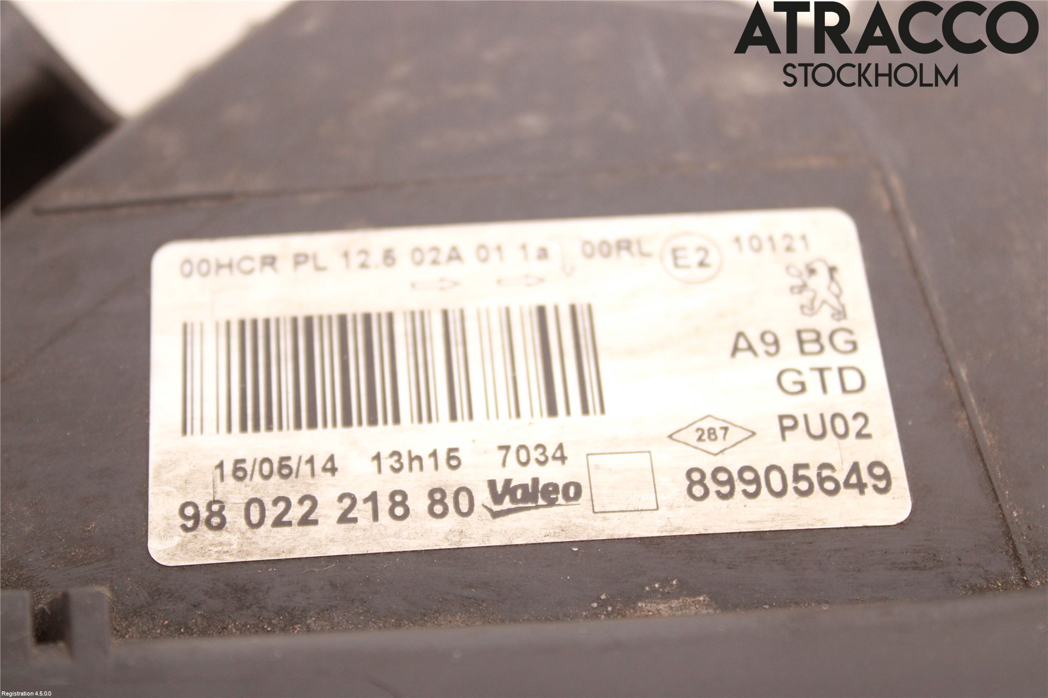 Peugeot 208 12-15 Frontlykt Venstre