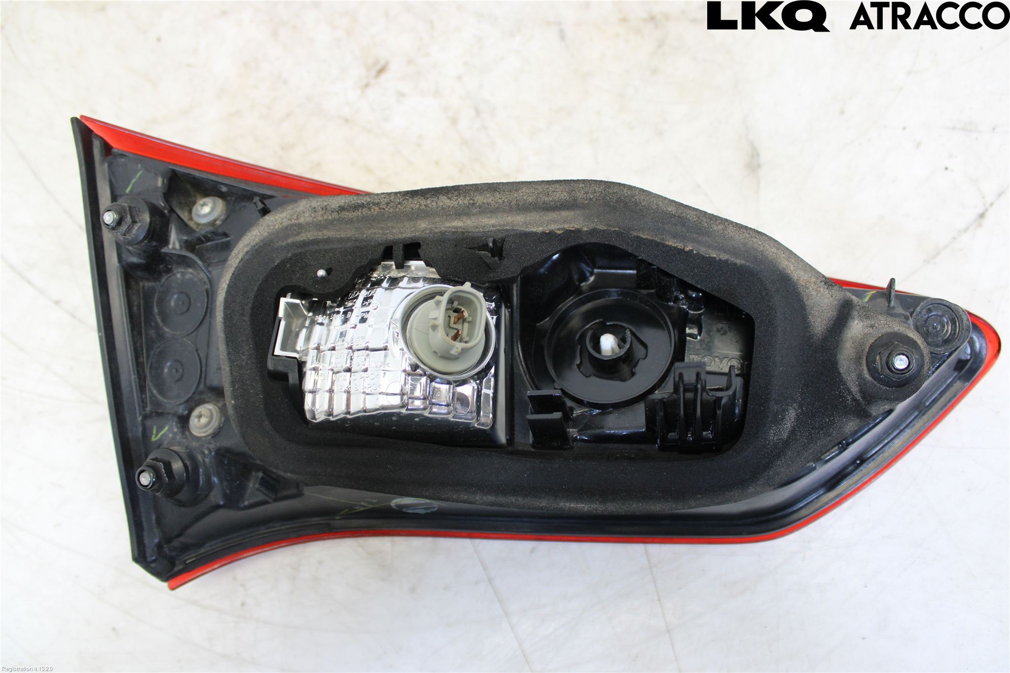 Toyota YARIS XP130 15-20 Baklykt Høyre  På Luke(Indre)