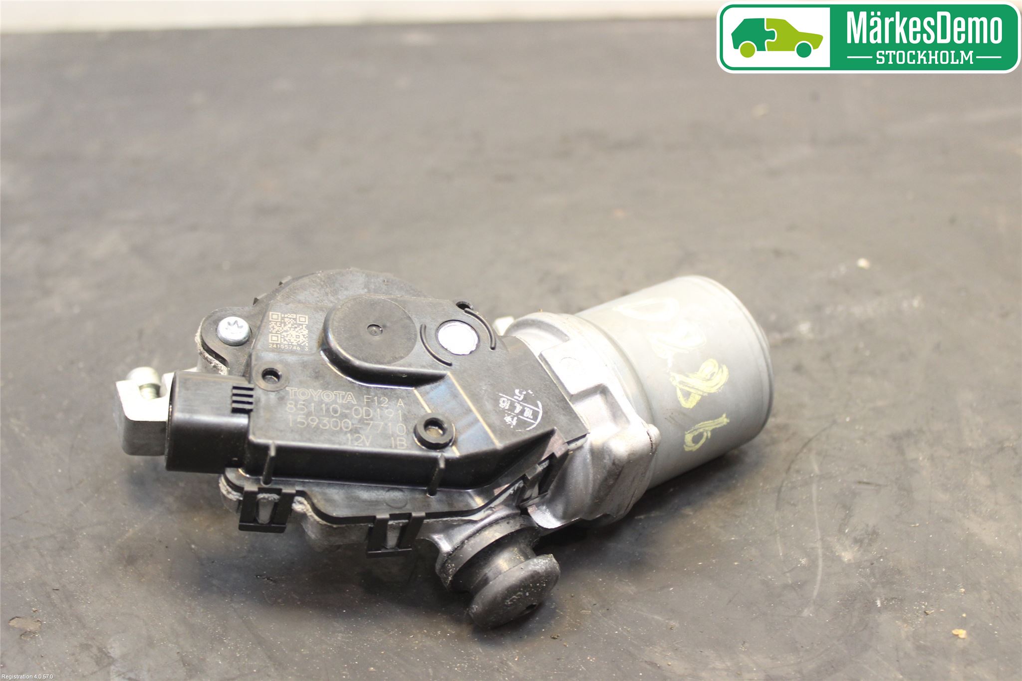 Toyota YARIS XP130 15-20 Viskermotor Frontrute
