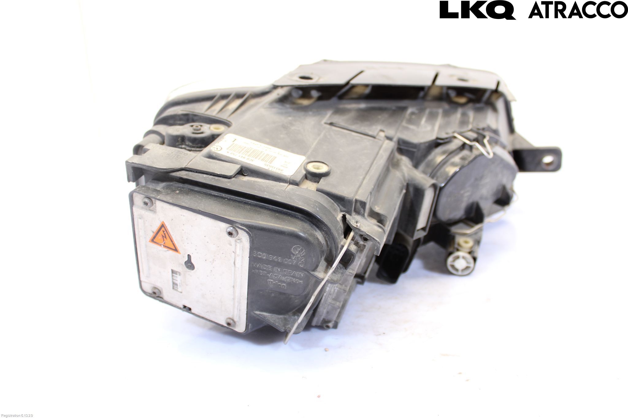 Volkswagen VW PASSAT 05-11 Frontlykt Venstre