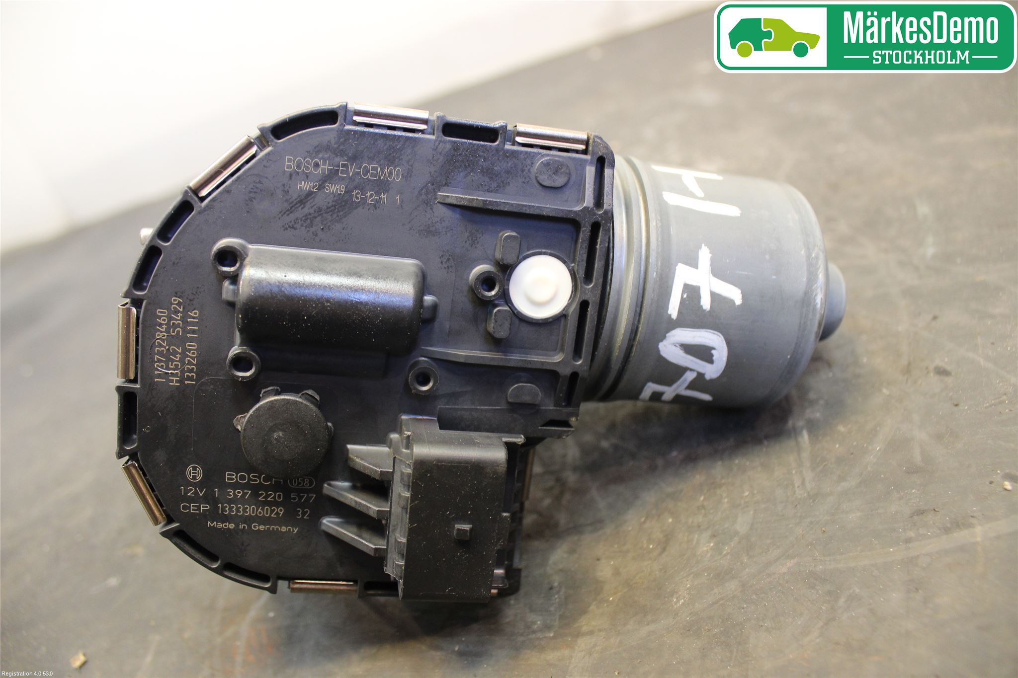 Peugeot 3008 09-16 Viskermotor Frontrute