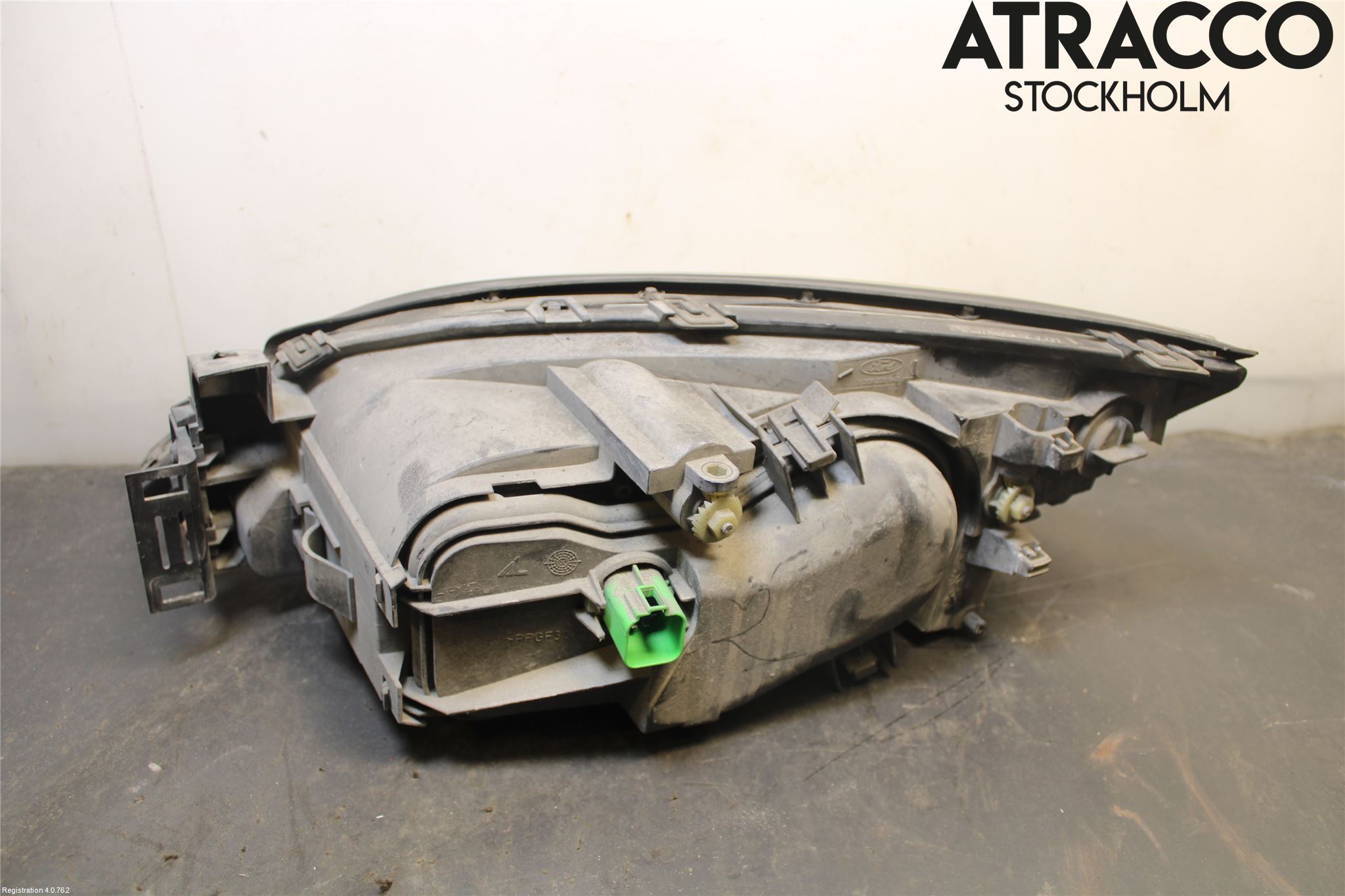 Ford MONDEO     01-06 Frontlykt Høyre