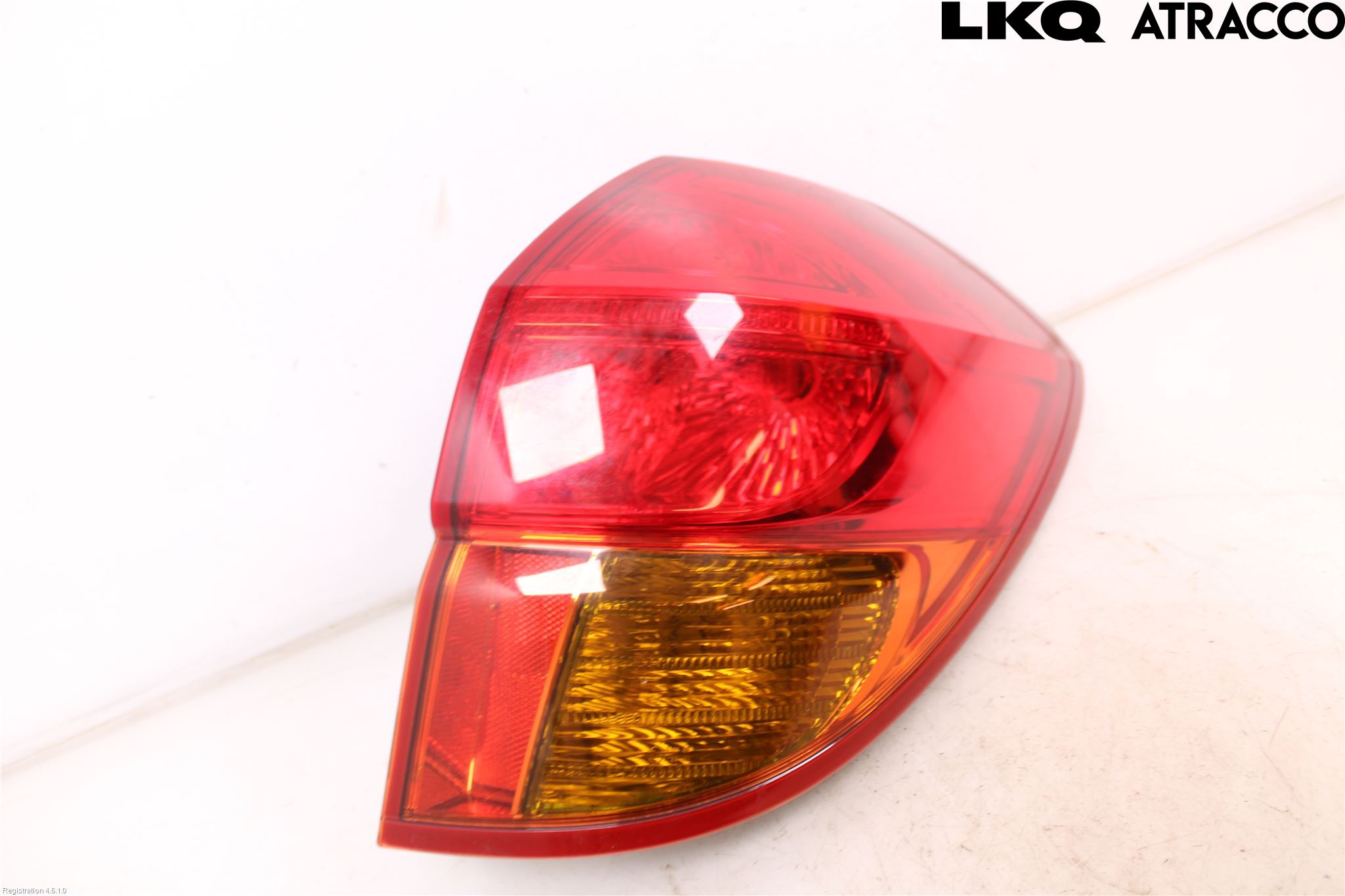 Subaru LEGACY    04-06 Baklykt Høyre