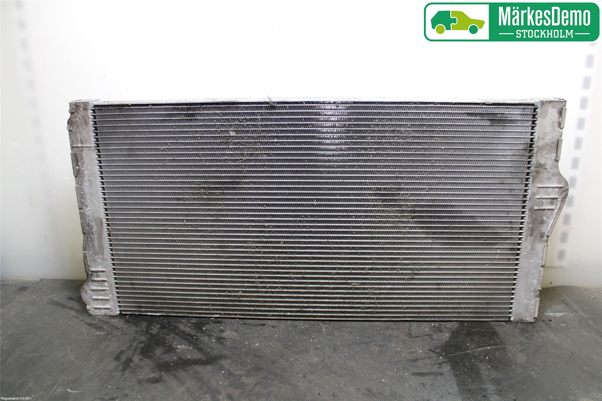 BMW 5 F10/F11/F18 09-17 Radiator Automat