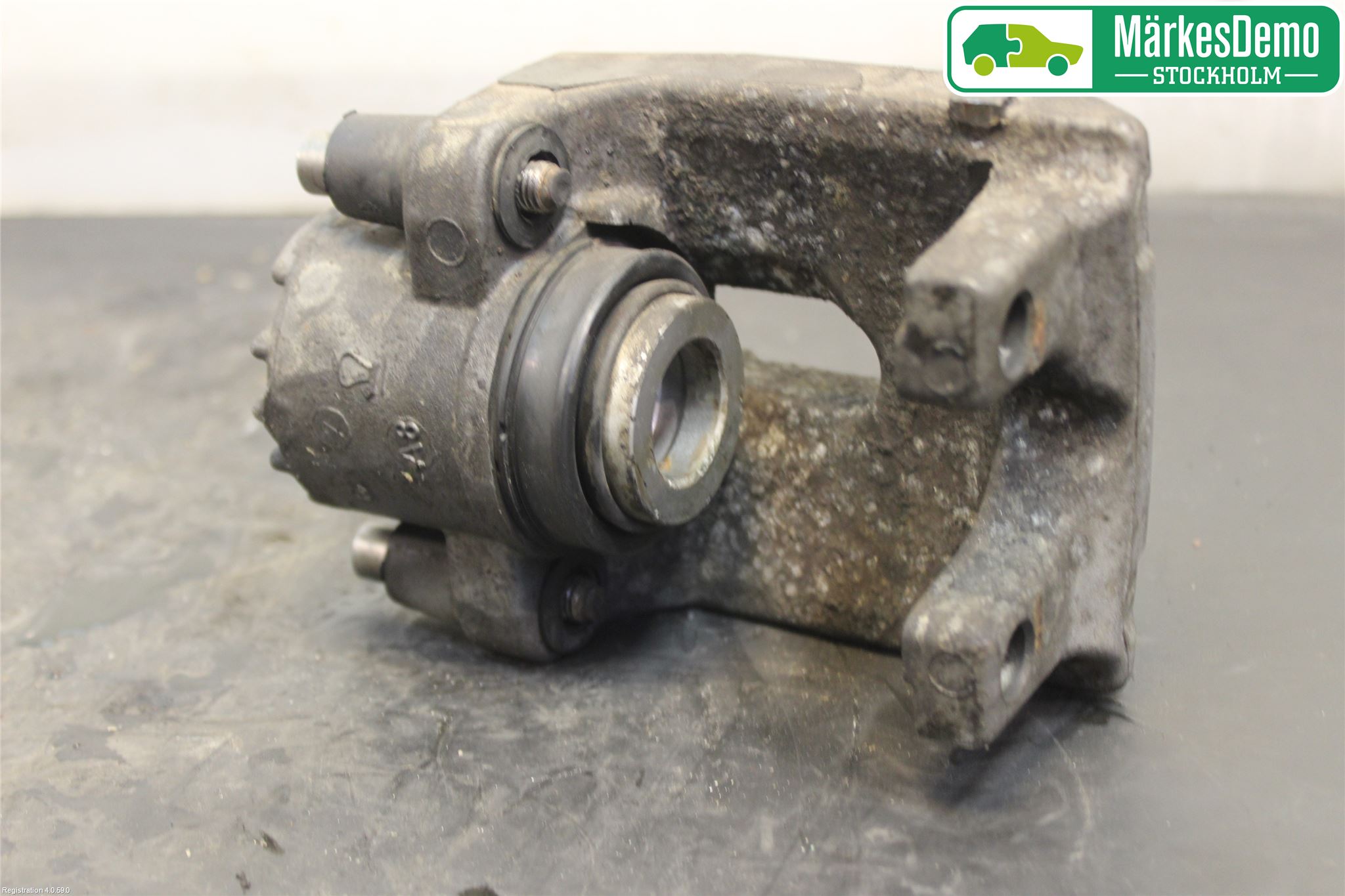 BMW 5 E60/61 Sed/Tou 02-10 Bremsecaliper Bak Høyre