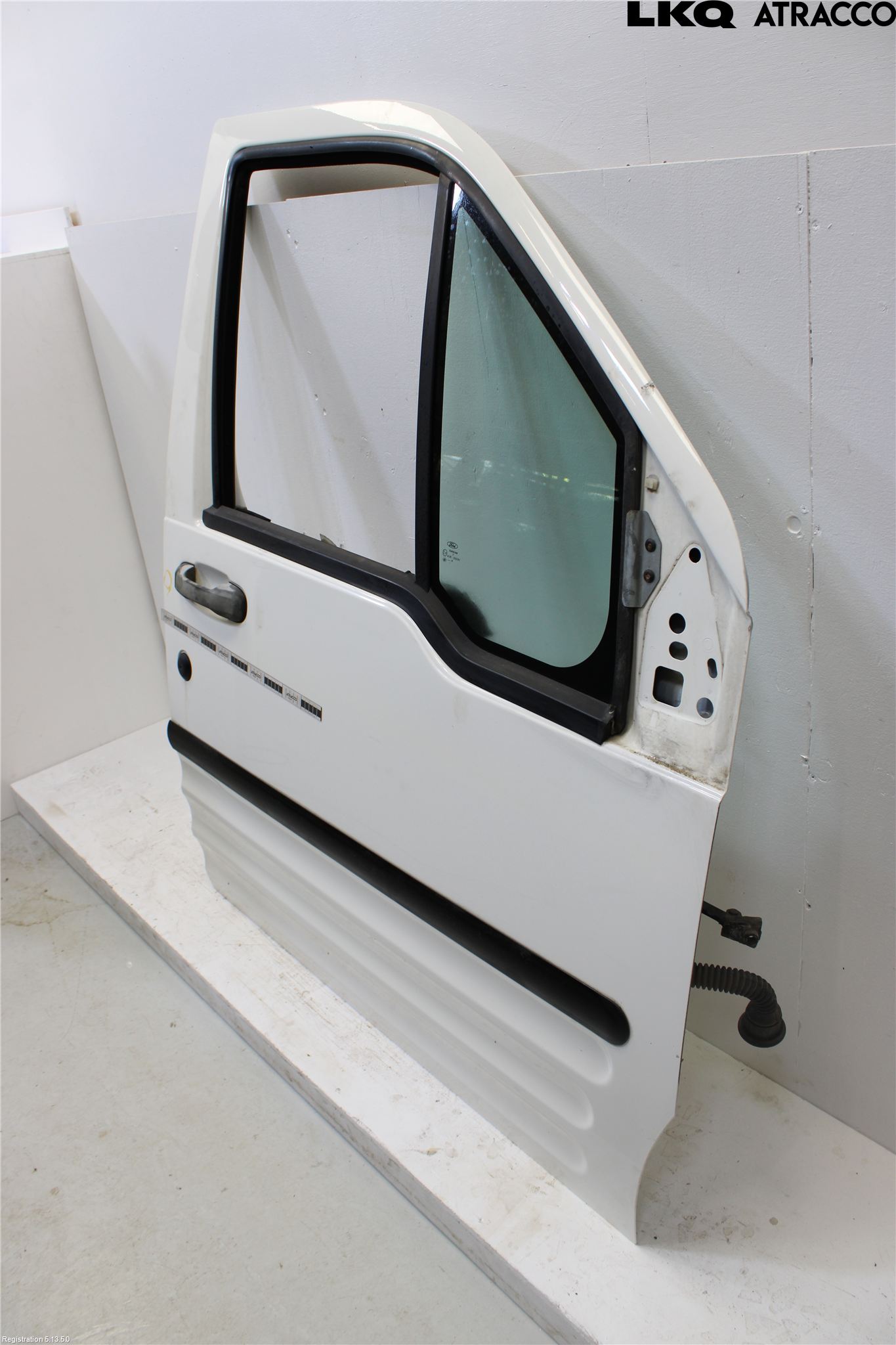 Ford TRANSIT CONNECT 03-08 Dør 4D Foran Høyre