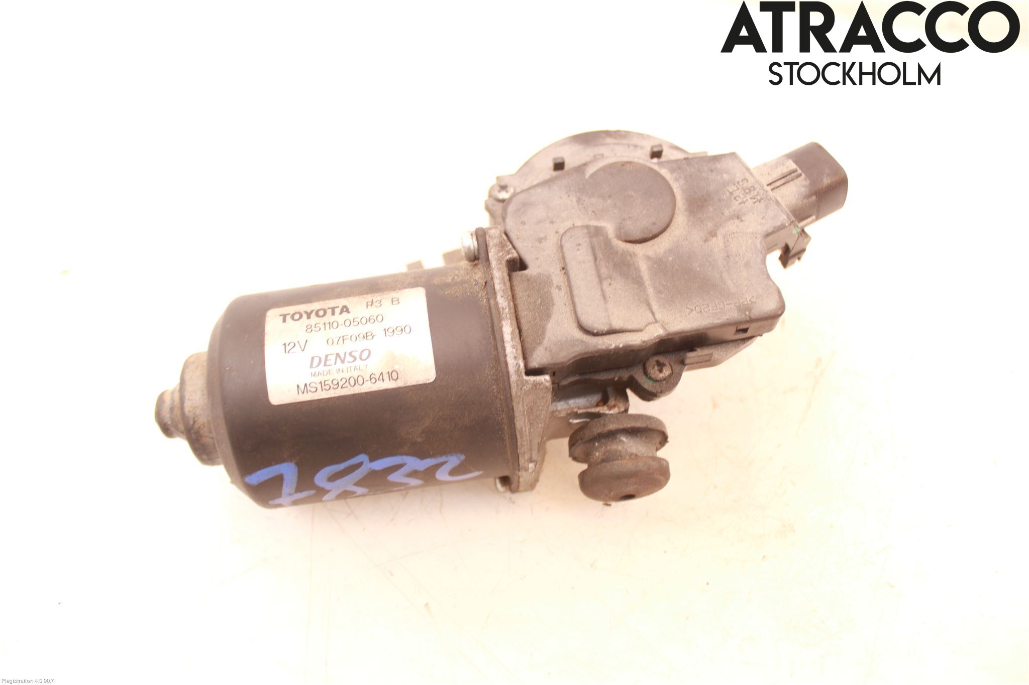 Toyota AVENSIS 03-06 Viskermotor Frontrute