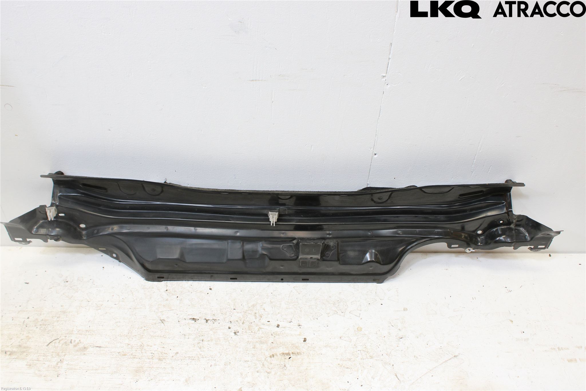 Toyota YARIS XP21 20- Visker Deksel-Grill-Under Frr