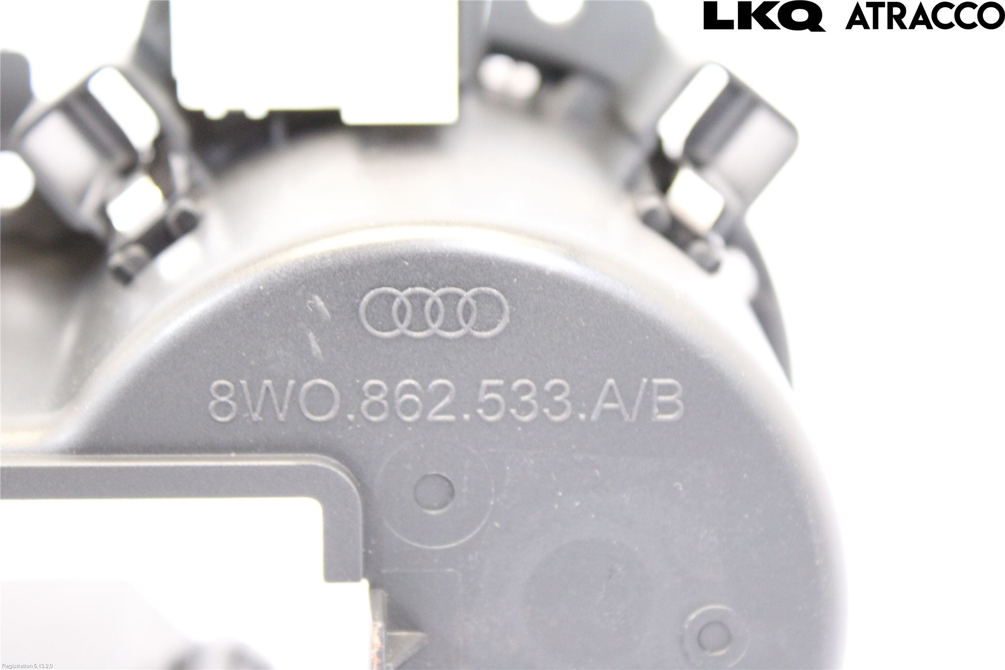 Audi A4/S4 B9 16-19 Innr Koppholder