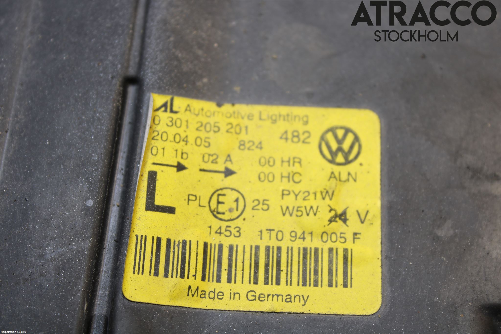 Volkswagen VW TOURAN 03-10 Frontlykt Venstre