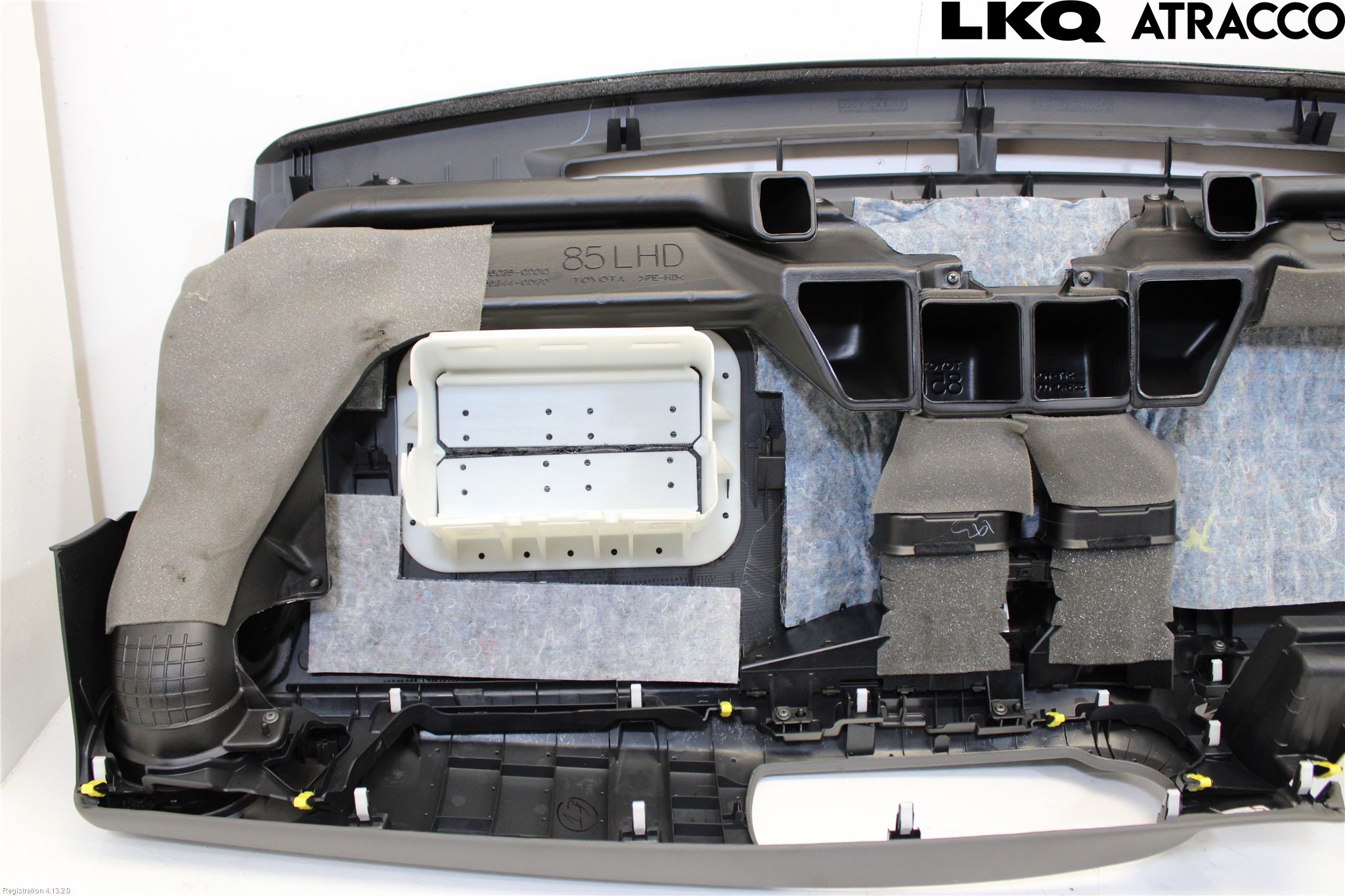 Toyota YARIS XP130 15-20 Dashbord