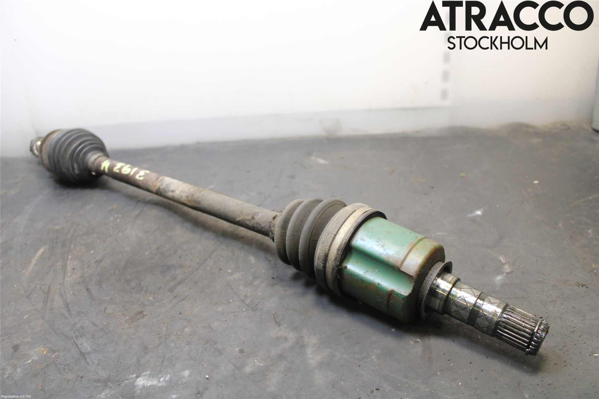 Subaru LEGACY    04-06 Drivaksel Foran Kompl Høyre