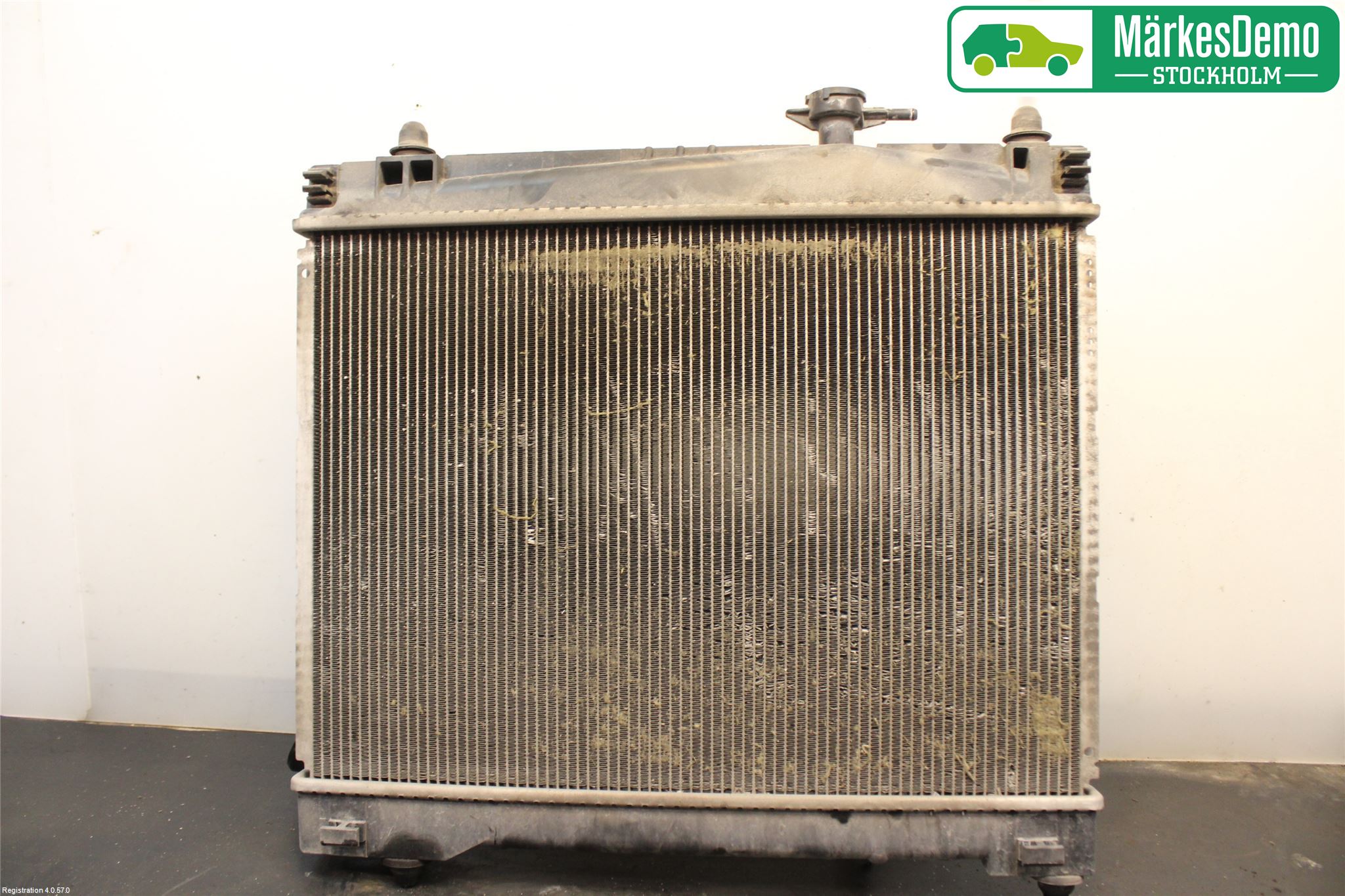 Toyota YARIS XP130 12-14 Radiator Manuell