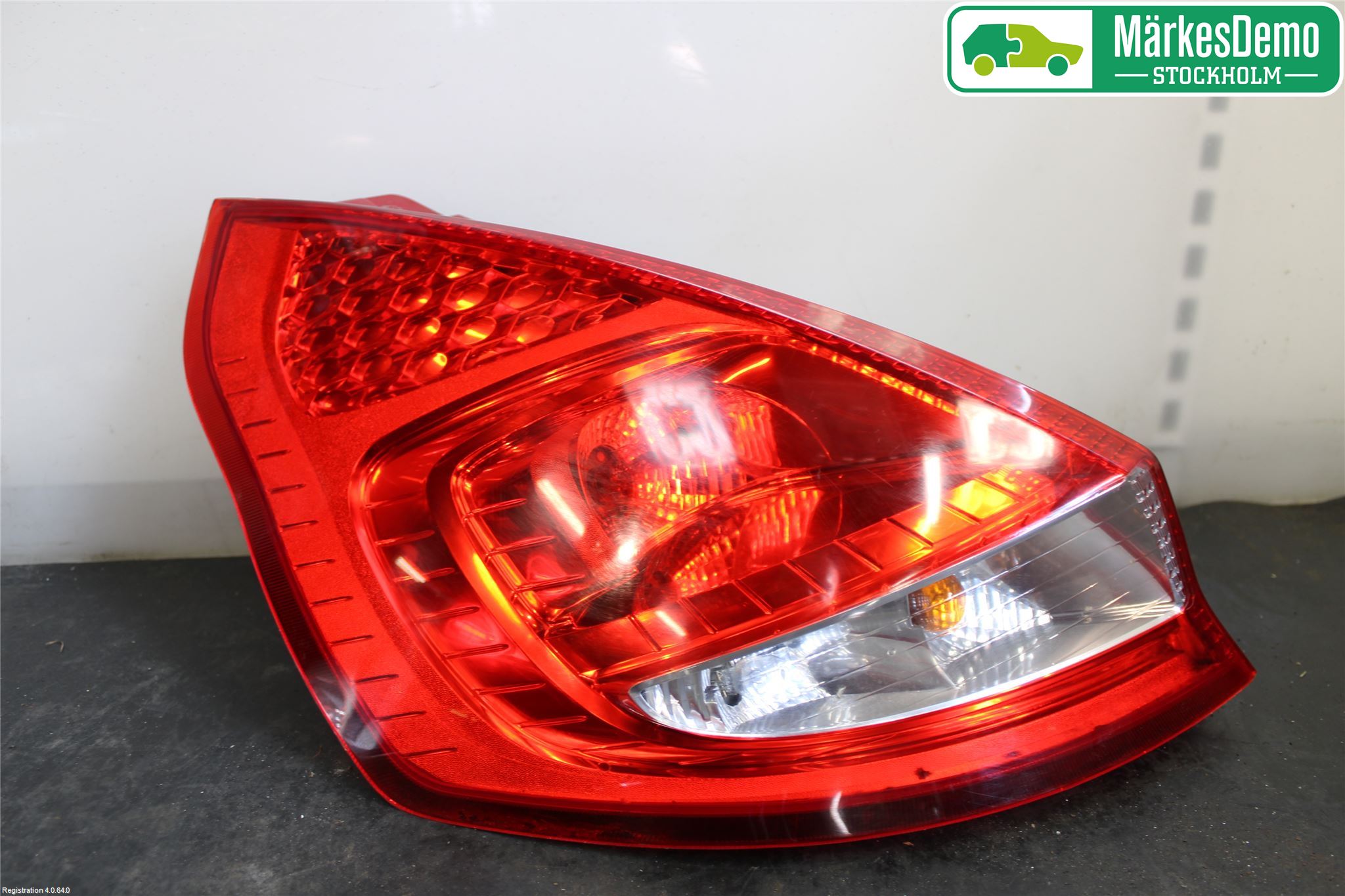 Ford FIESTA 09-12 Baklykt Venstre