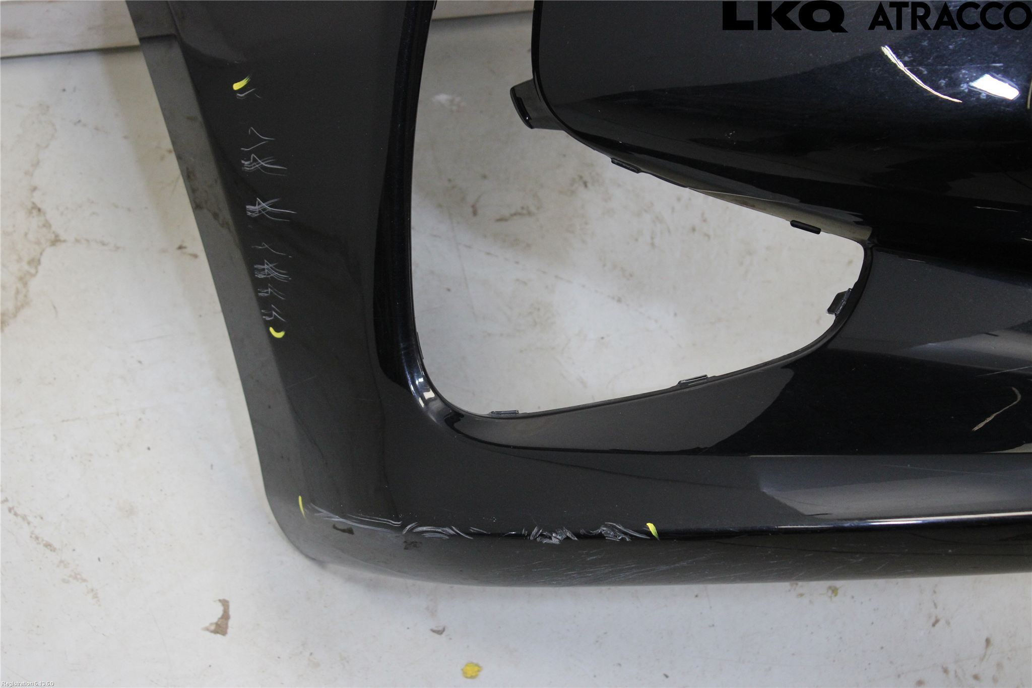 Toyota YARIS XP21 20- Støtfanger Foran Plastdeksel