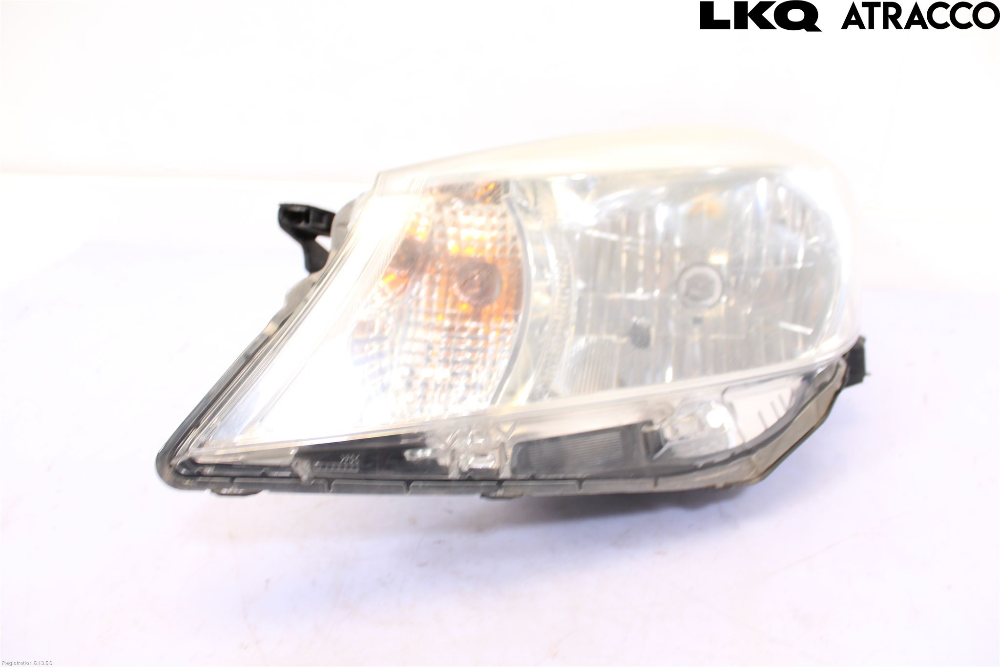 Toyota YARIS XP130 12-14 Frontlykt Venstre