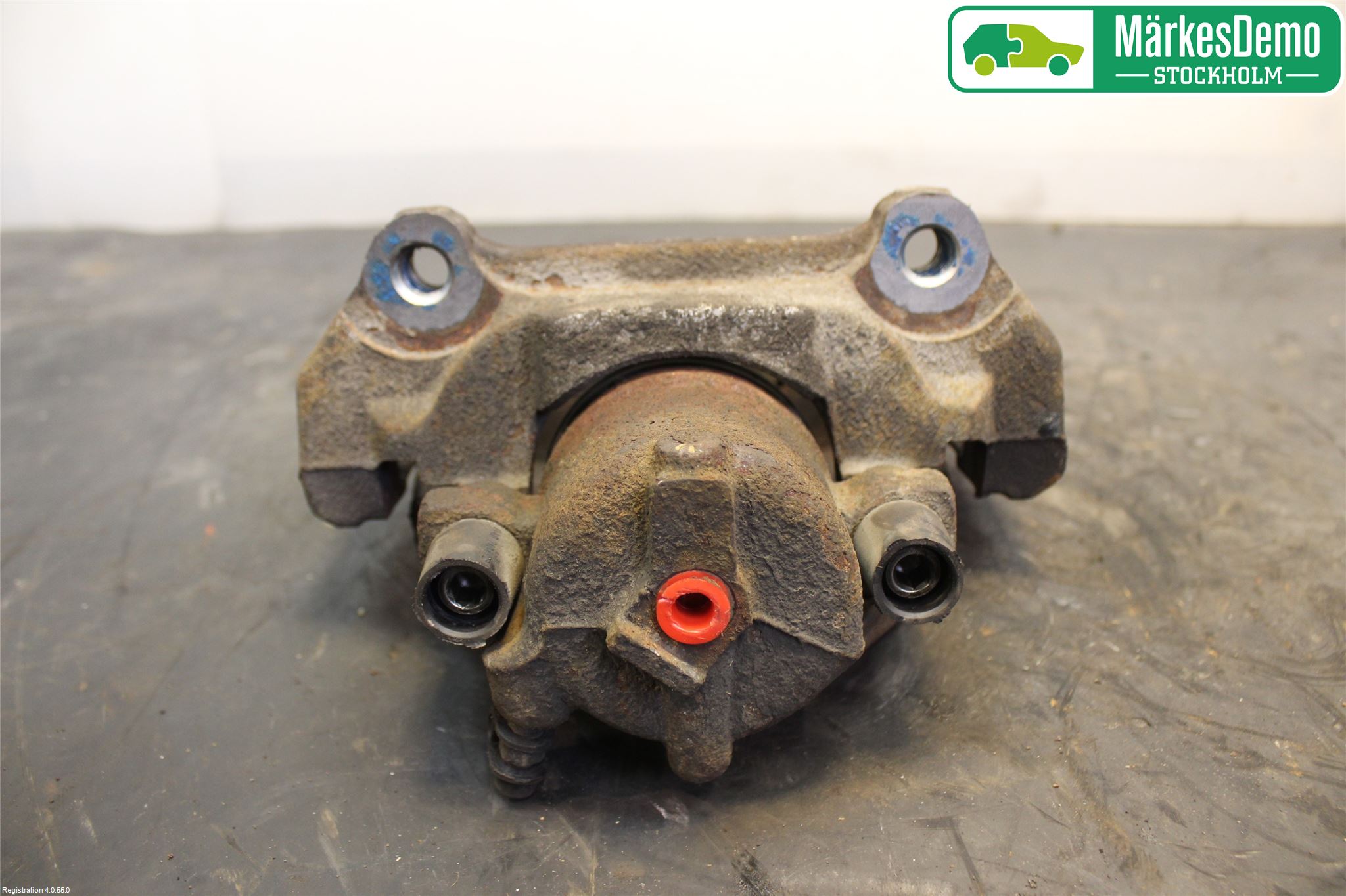 Saab 9-5     06-10 Bremsecaliper Foran Venstre