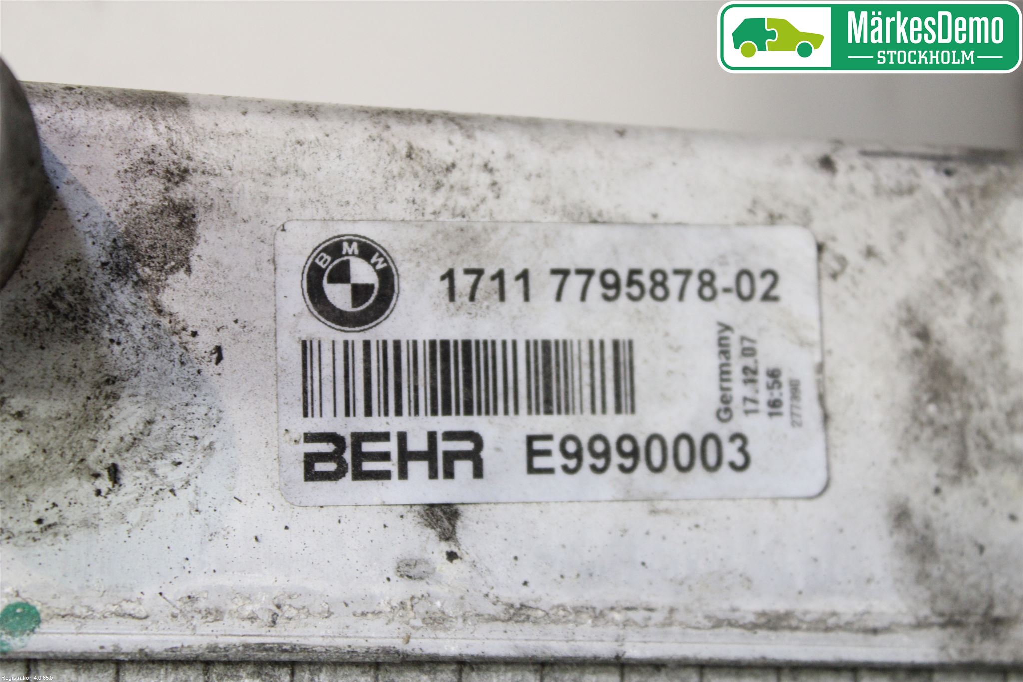BMW 5 E60/61 Sed/Tou 02-10 Radiator Automat