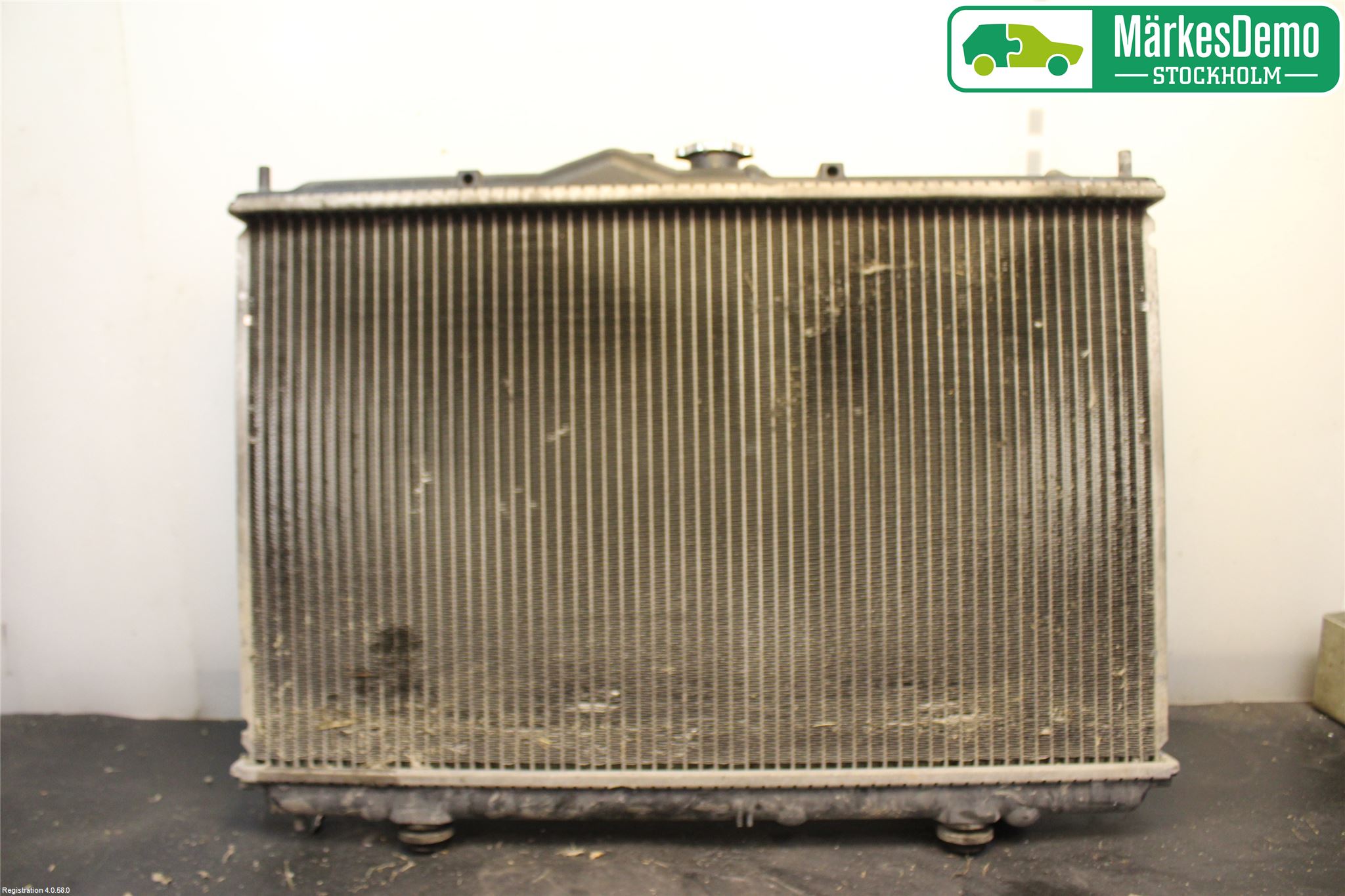 Mitsubishi SPACE STAR 98-05 Radiator Manuell
