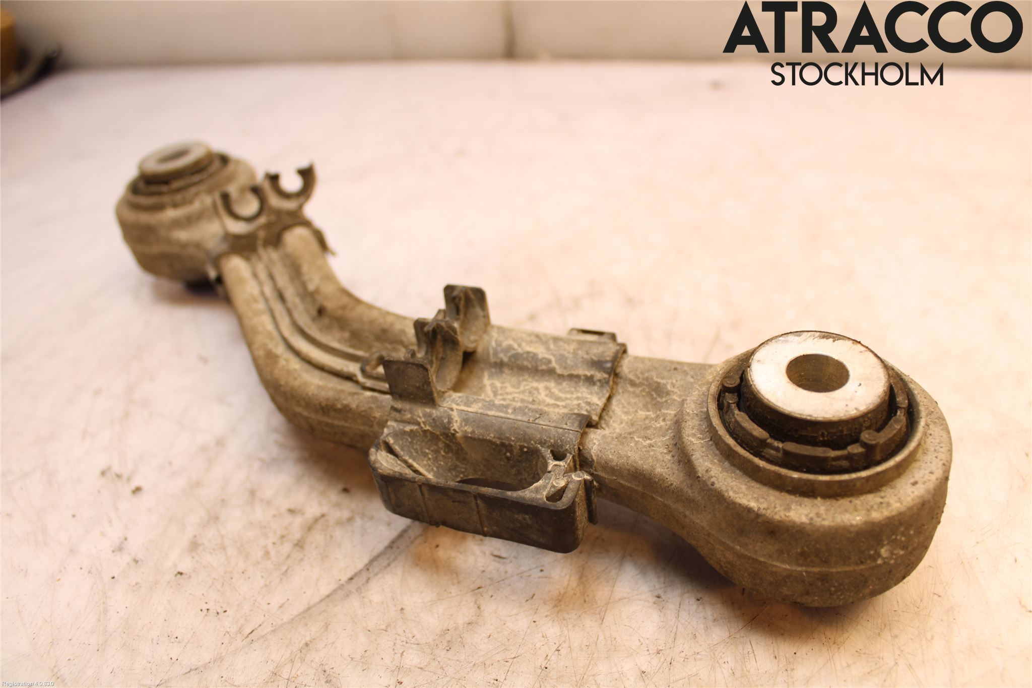 BMW 5 F10/F11/F18 09-17 Bærearm Bak Høyre Øvre