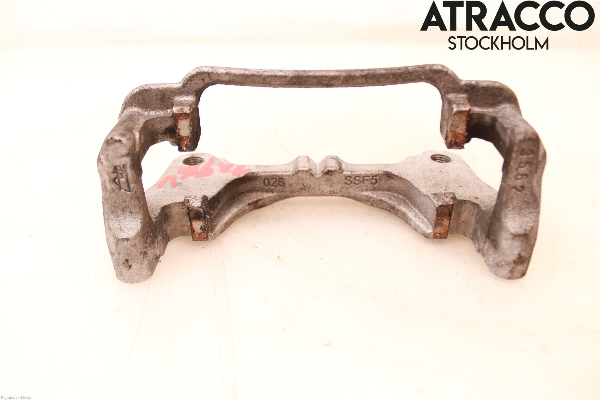 MG 4 23- Bremsecaliper Feste Holder